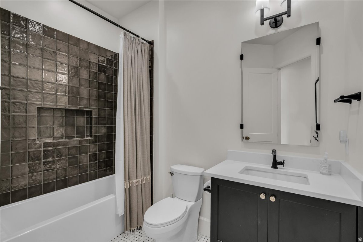 main property photo 65
