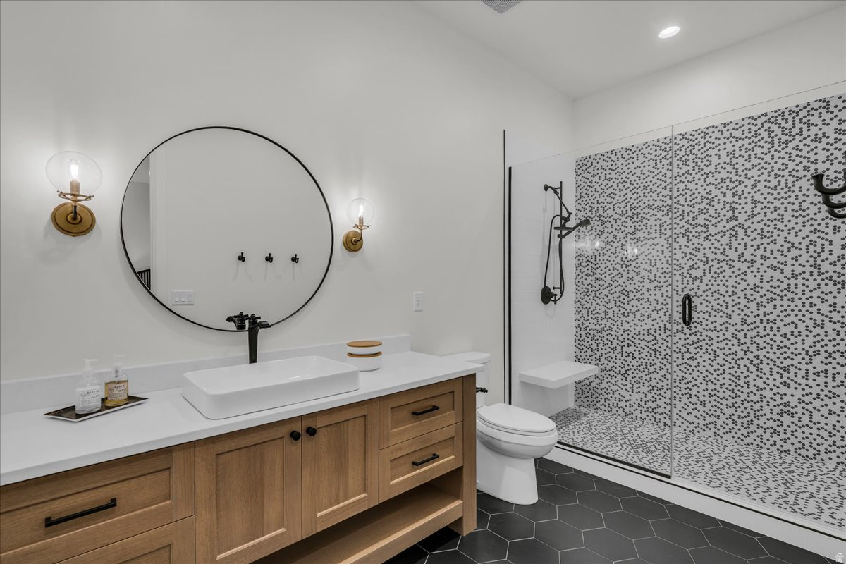 main property photo 68