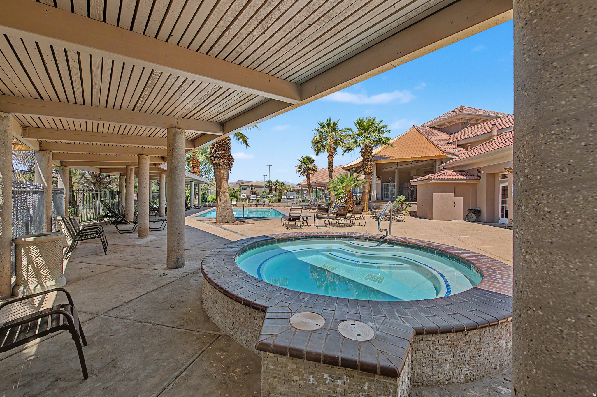 main property photo 89