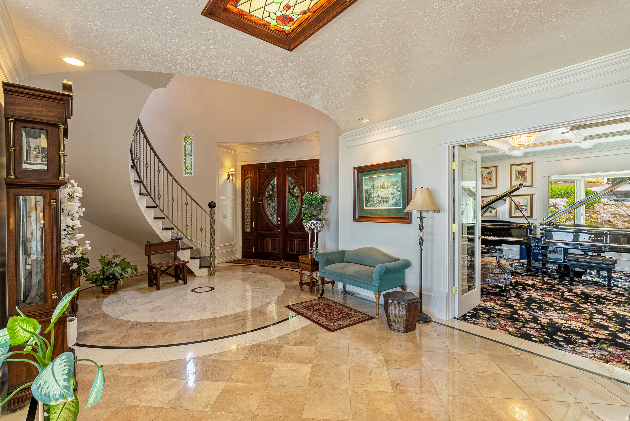 main property photo 11