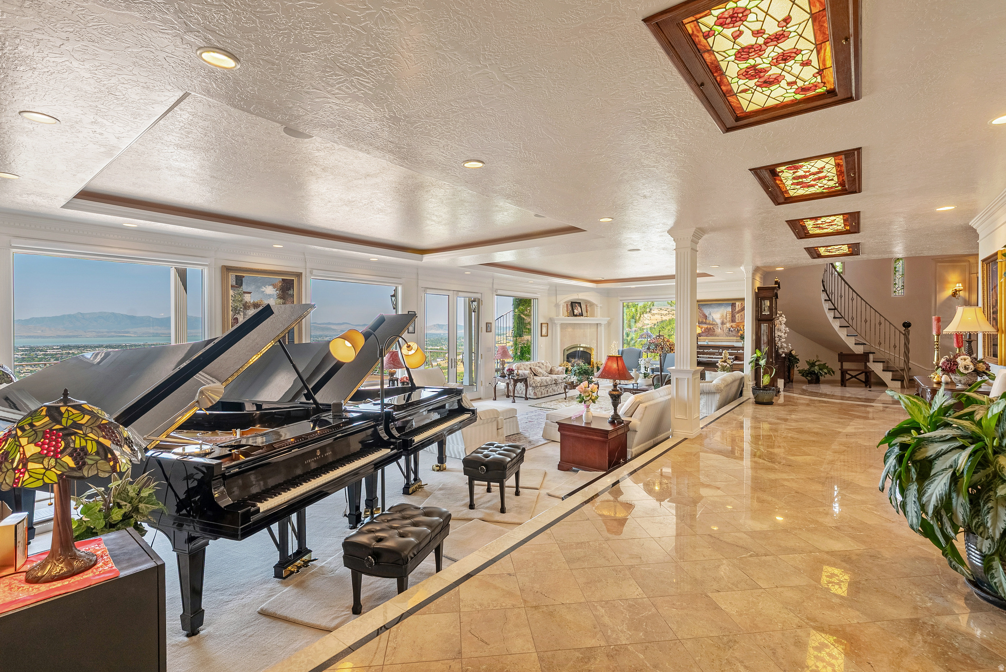 main property photo 14