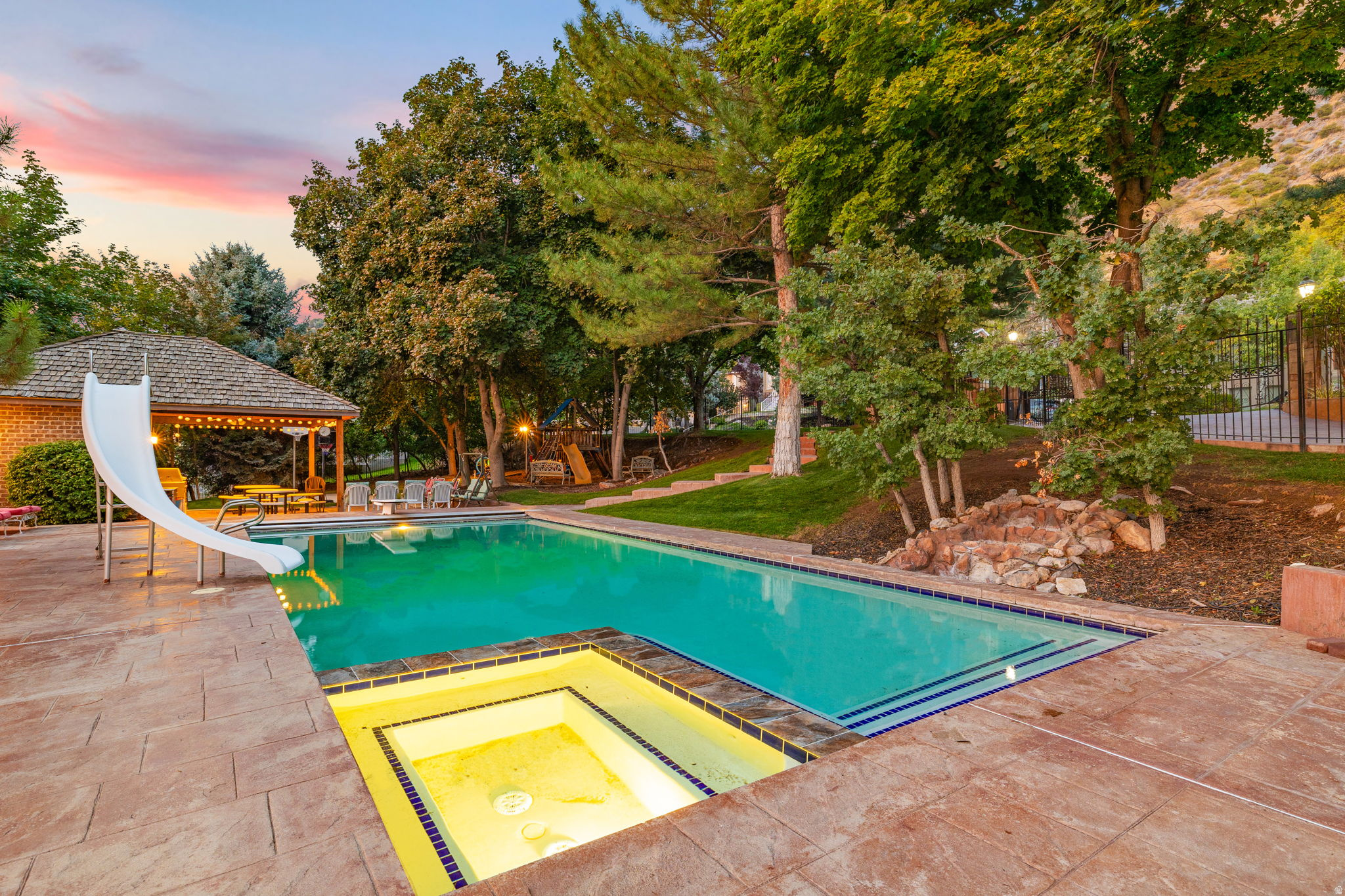 main property photo 76