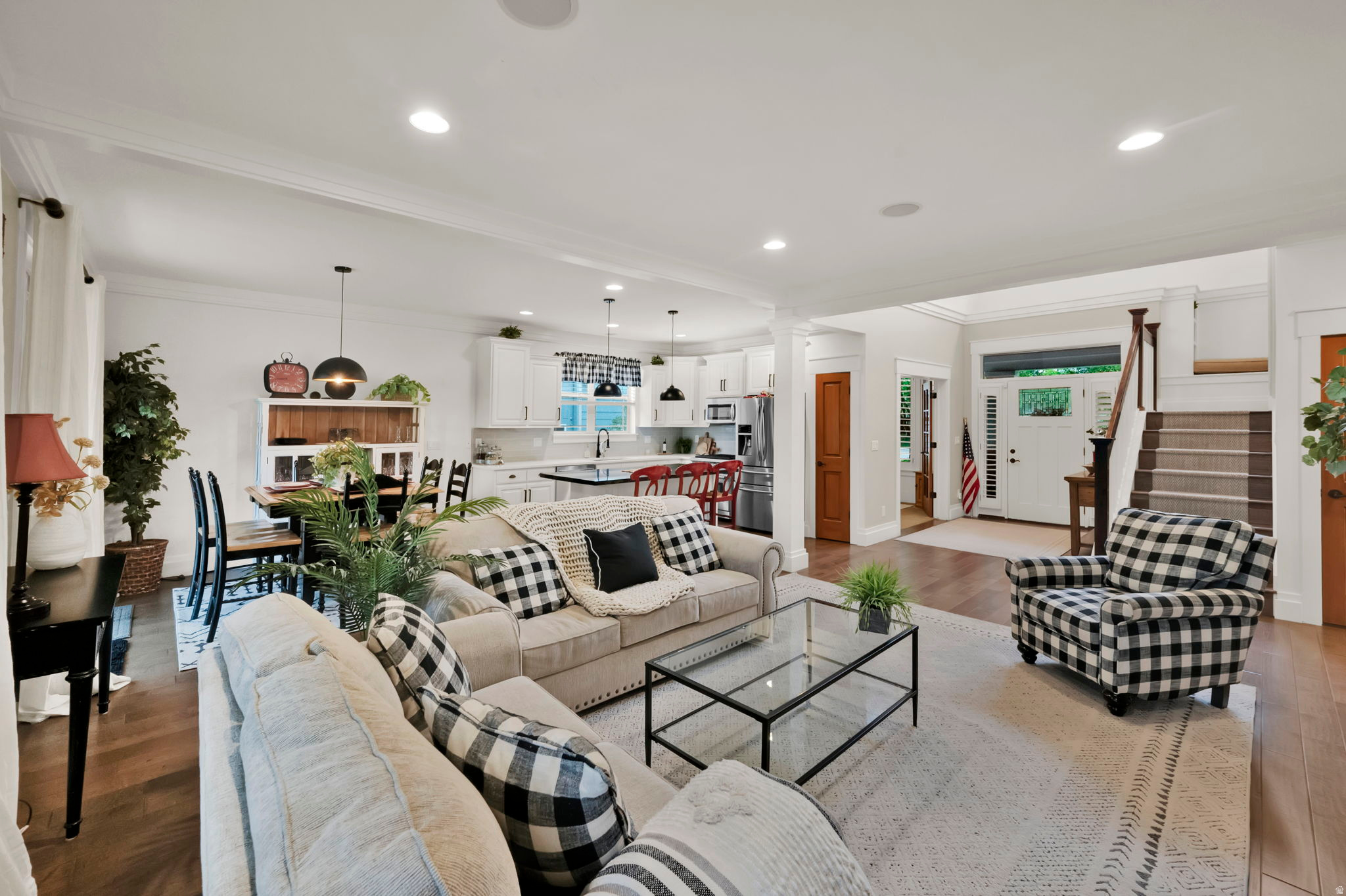 main property photo 14