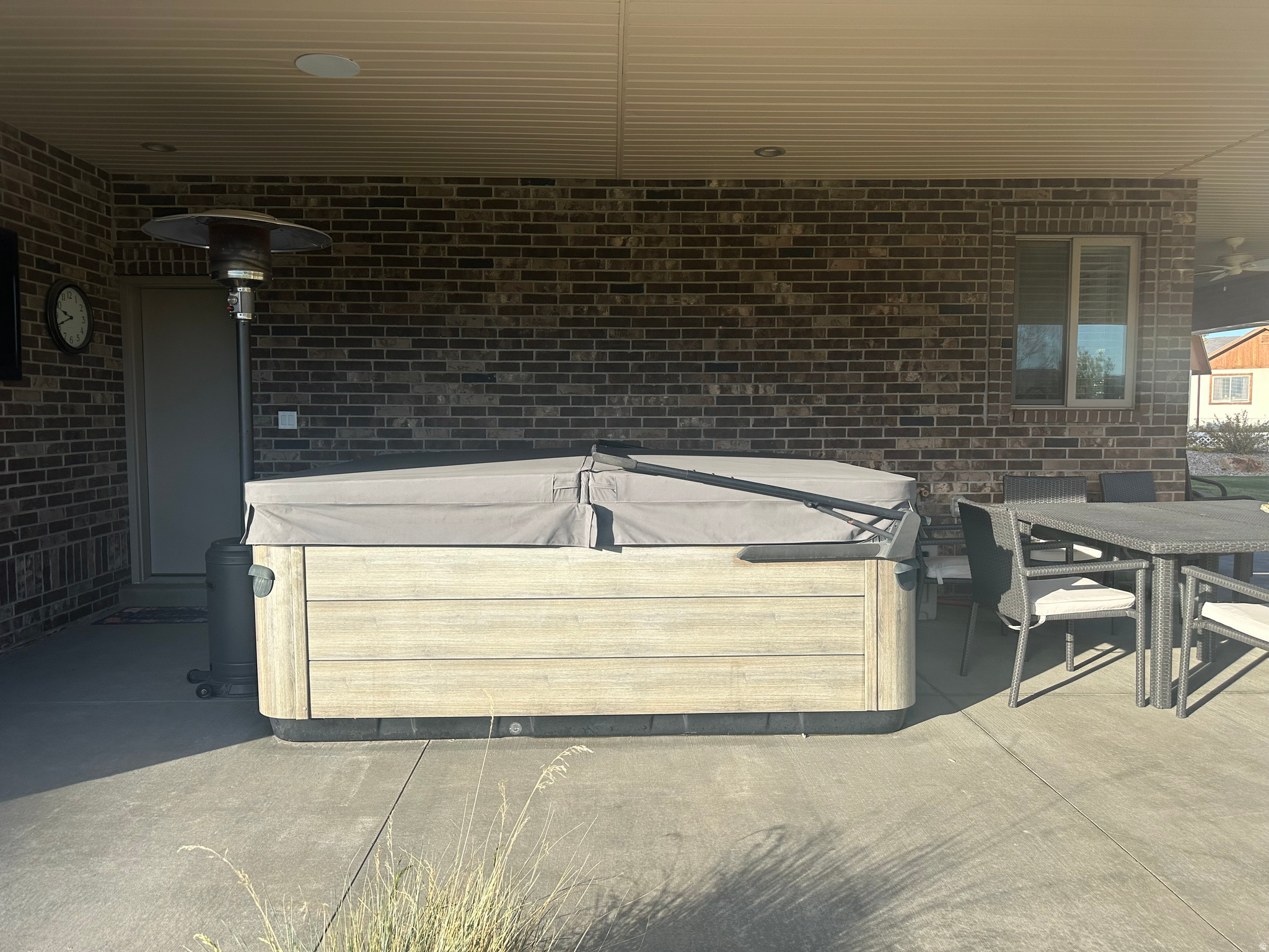 main property photo 35