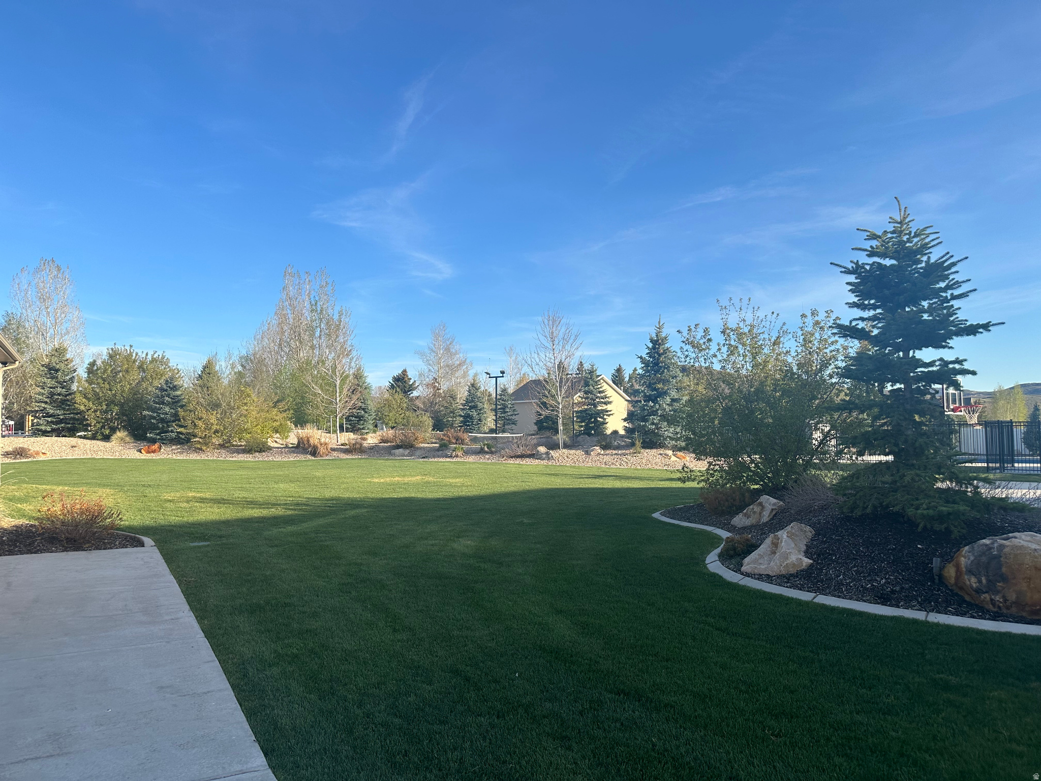 main property photo 50