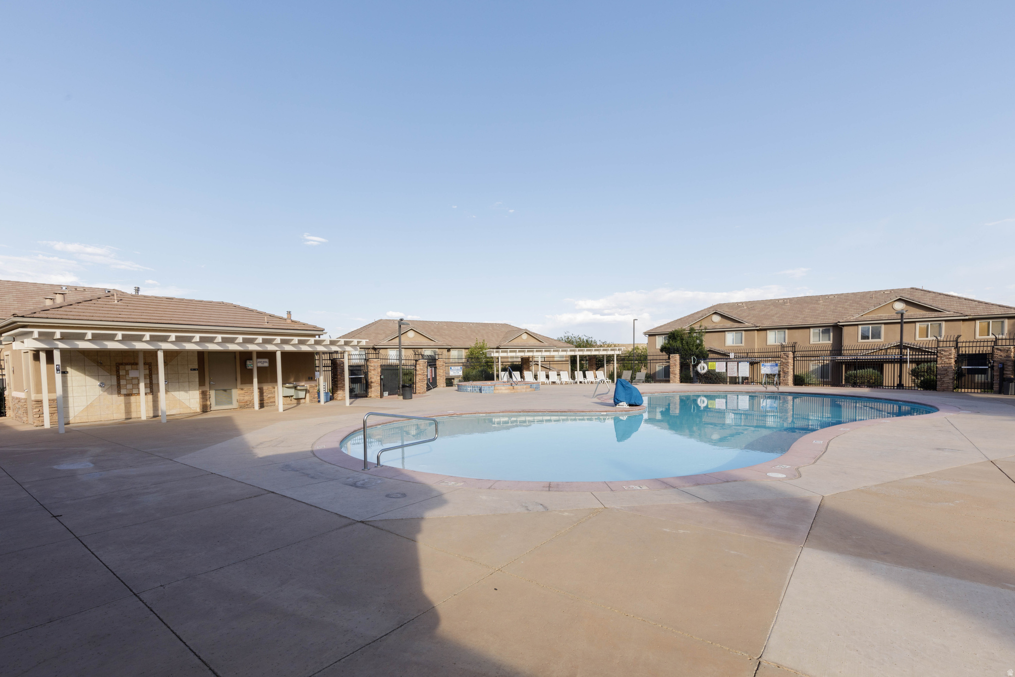 main property photo 24