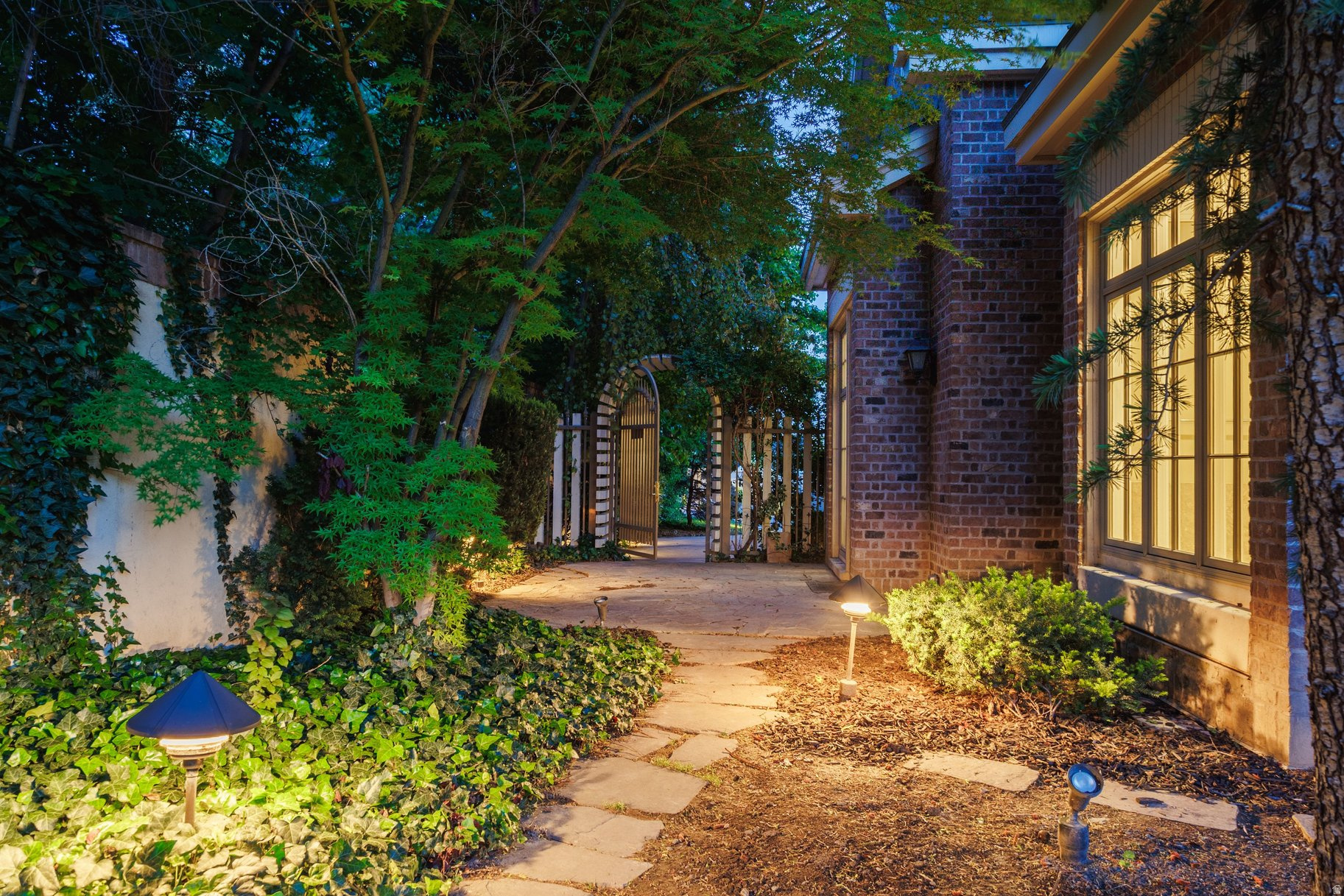 main property photo 49