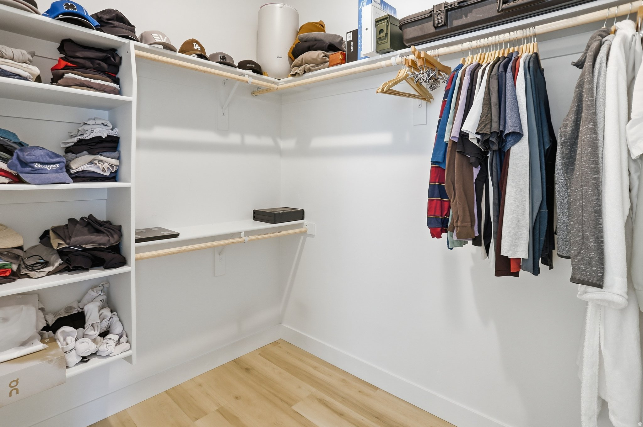 main property photo 25