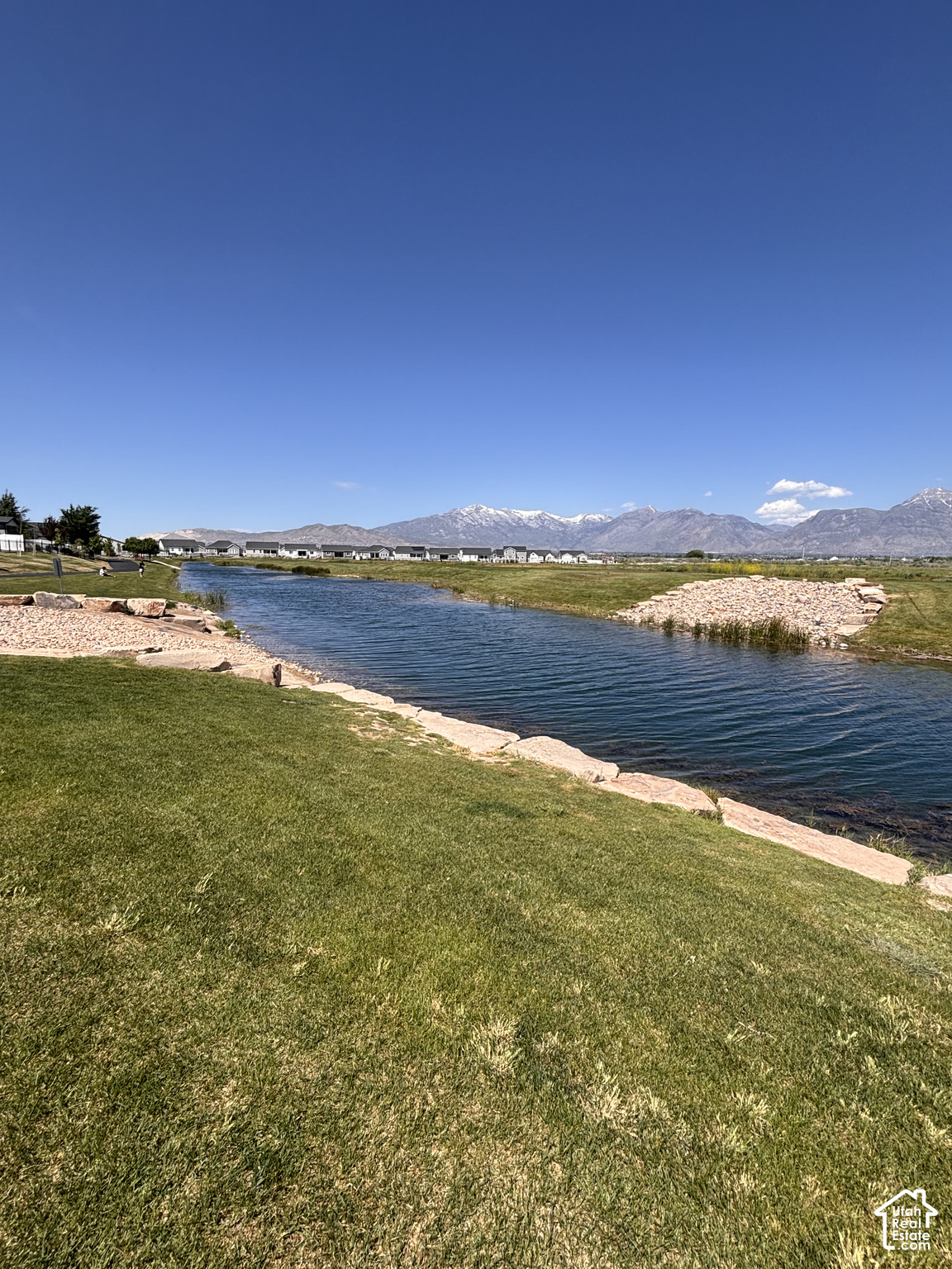 main property photo 70