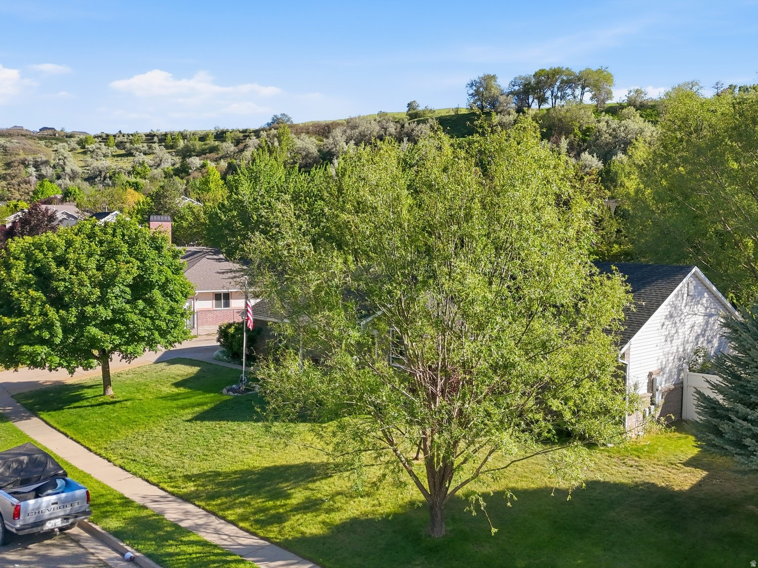 main property photo 59