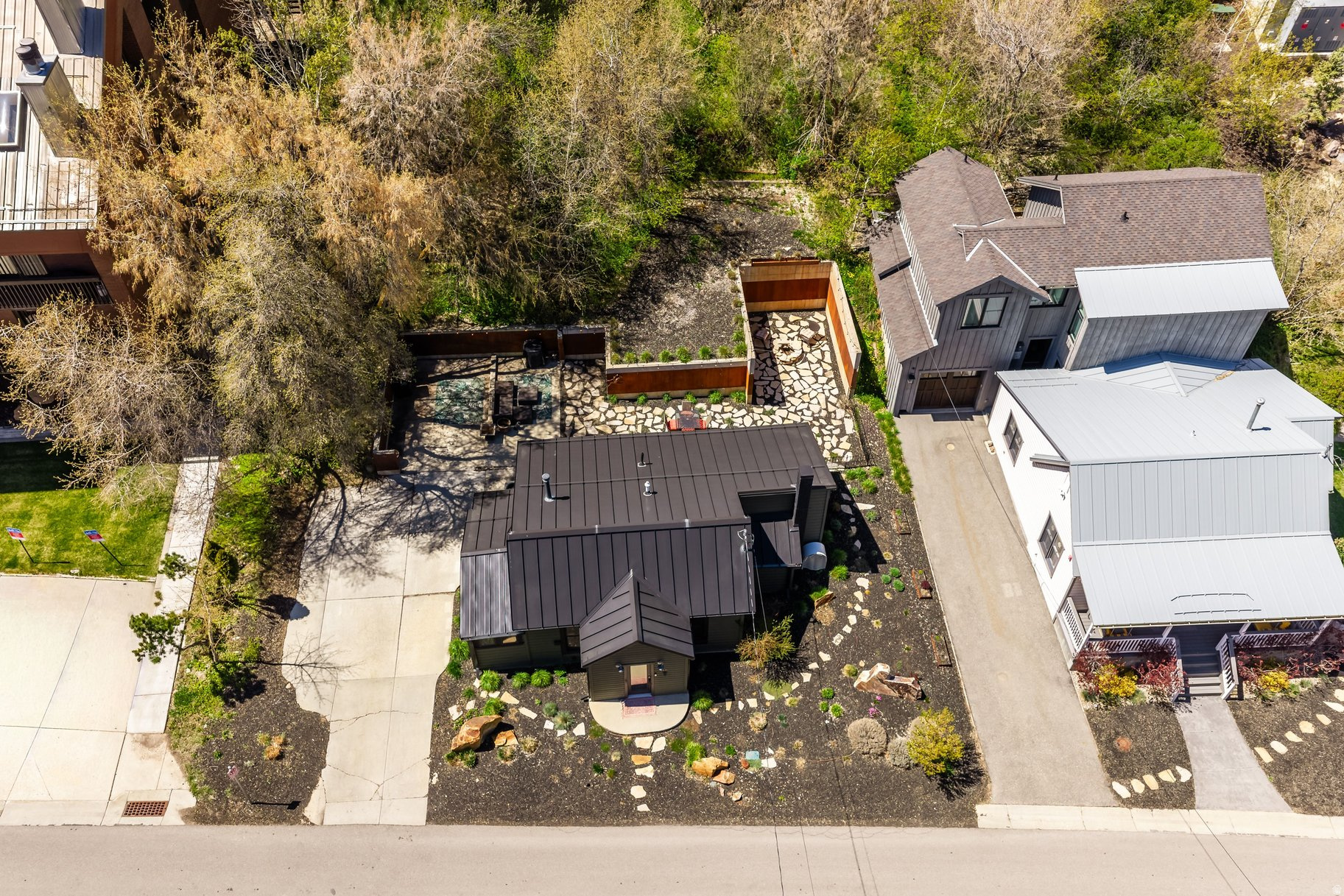 main property photo 52