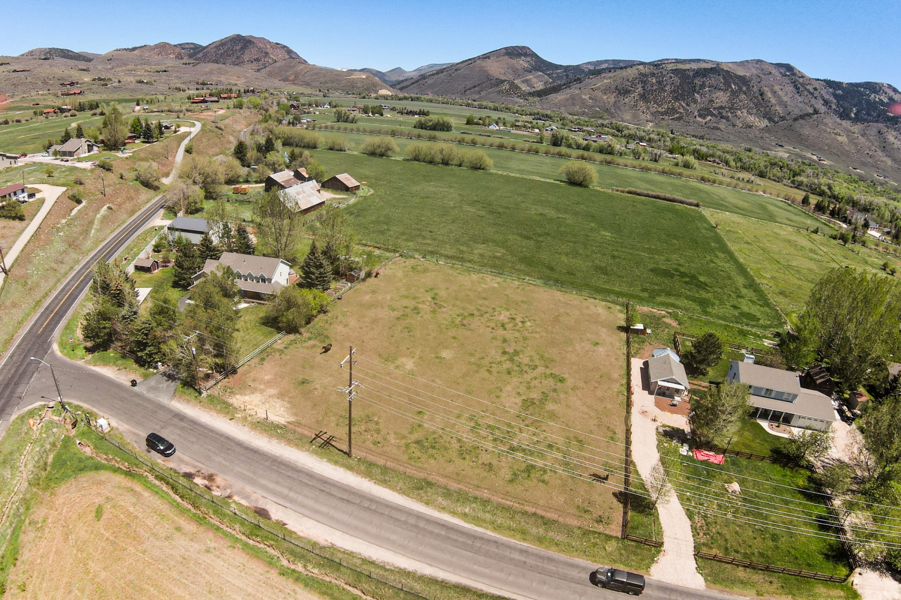 main property photo 13