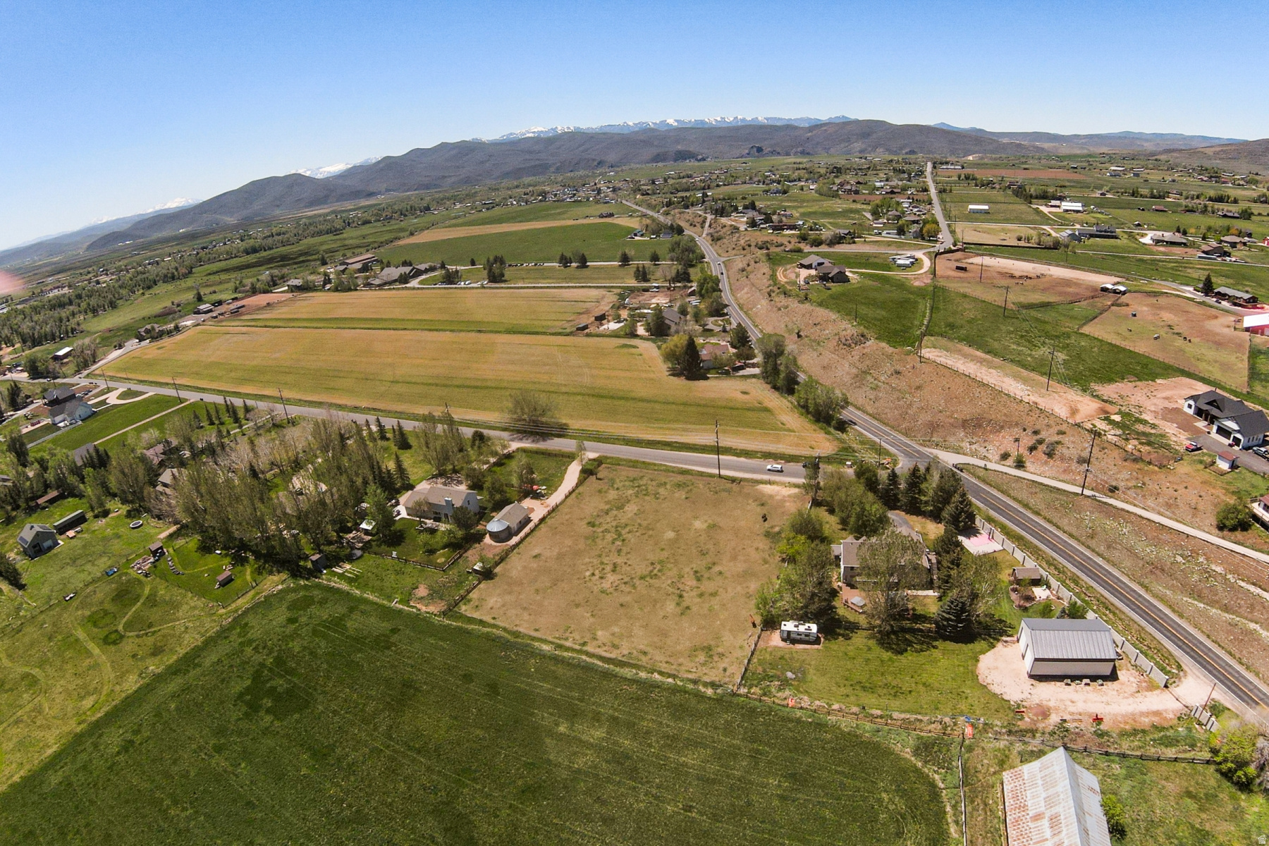 main property photo 18