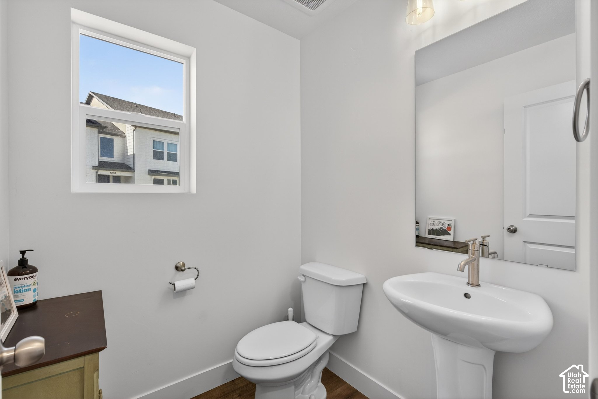 main property photo 12