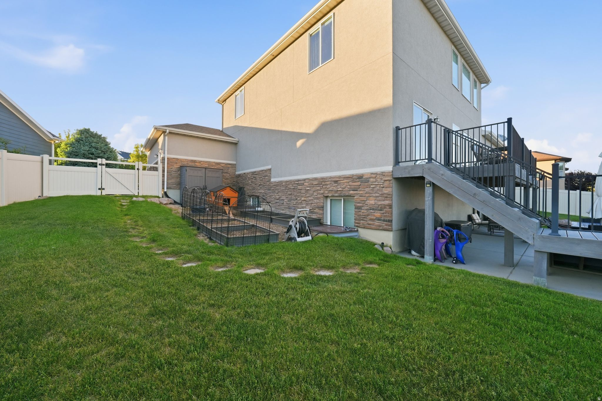 main property photo 53