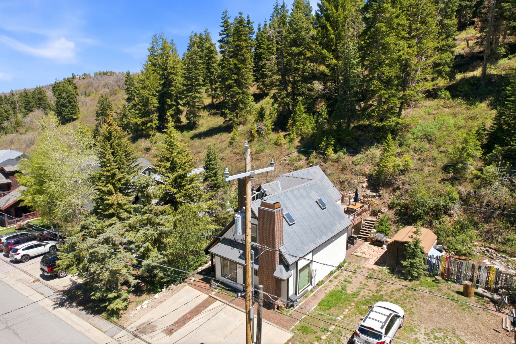main property photo 10