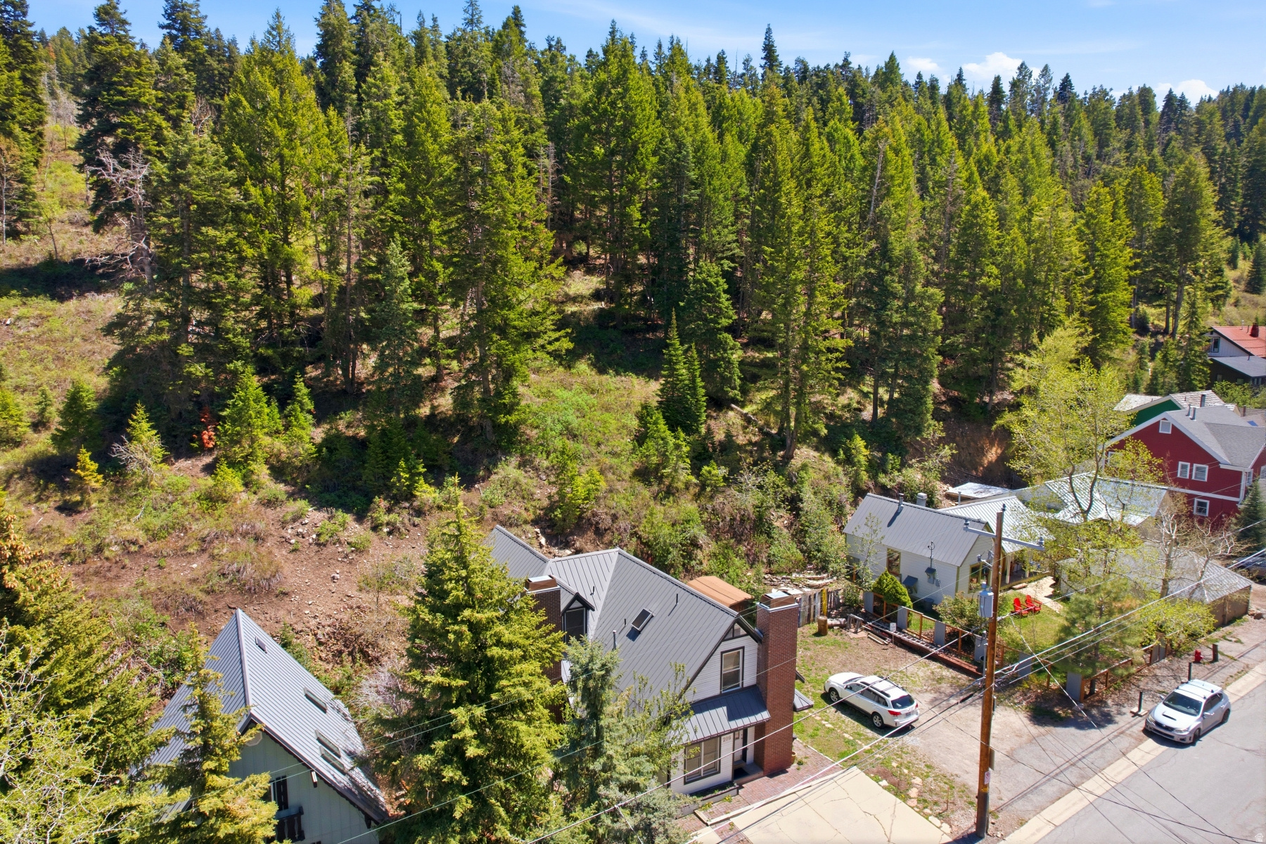 main property photo 11