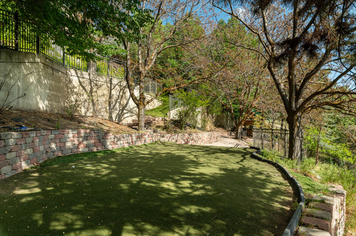 main property photo 74