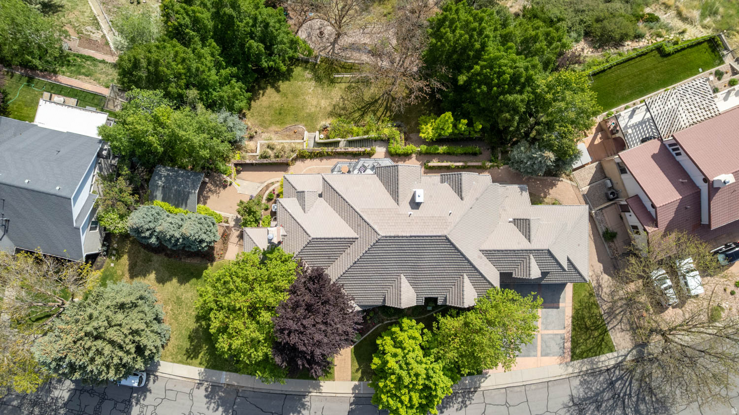 main property photo 82