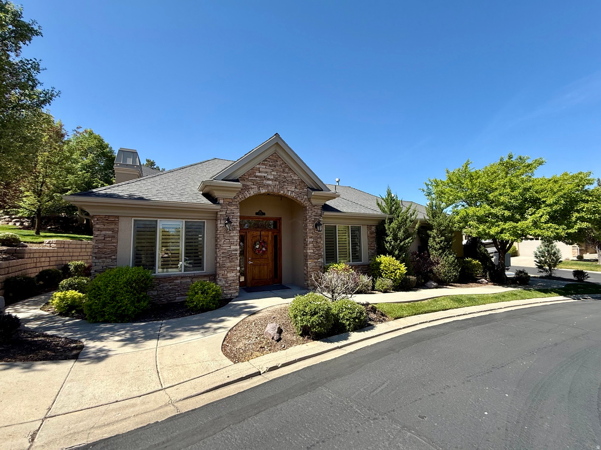 main property photo 59
