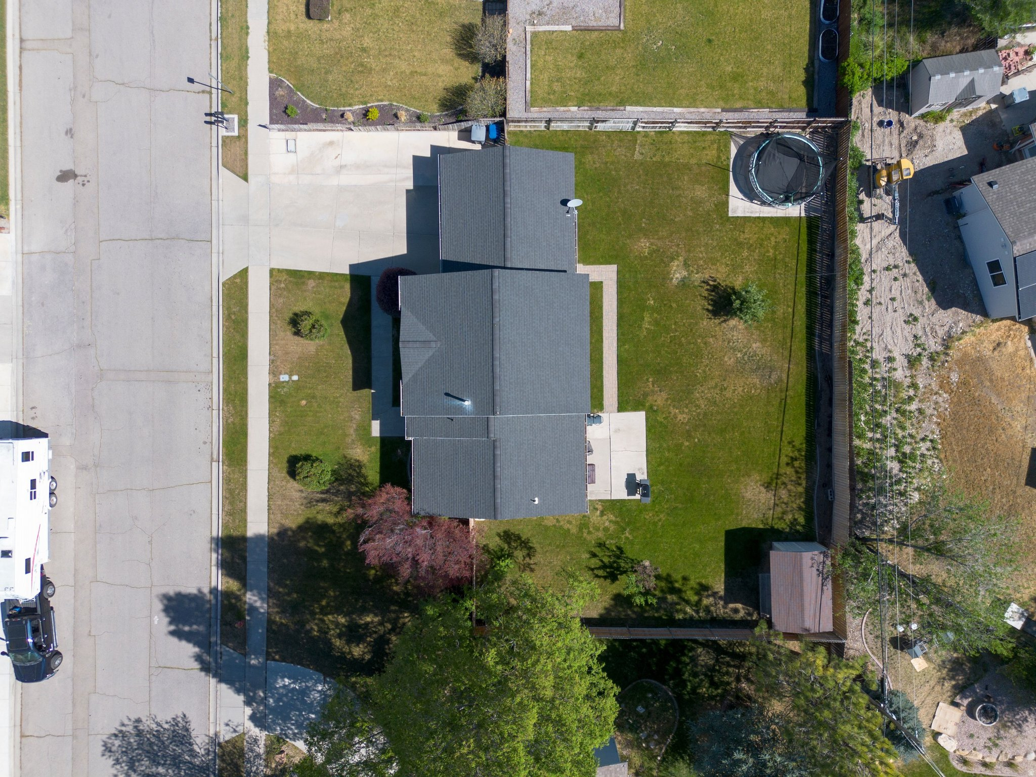 main property photo 33