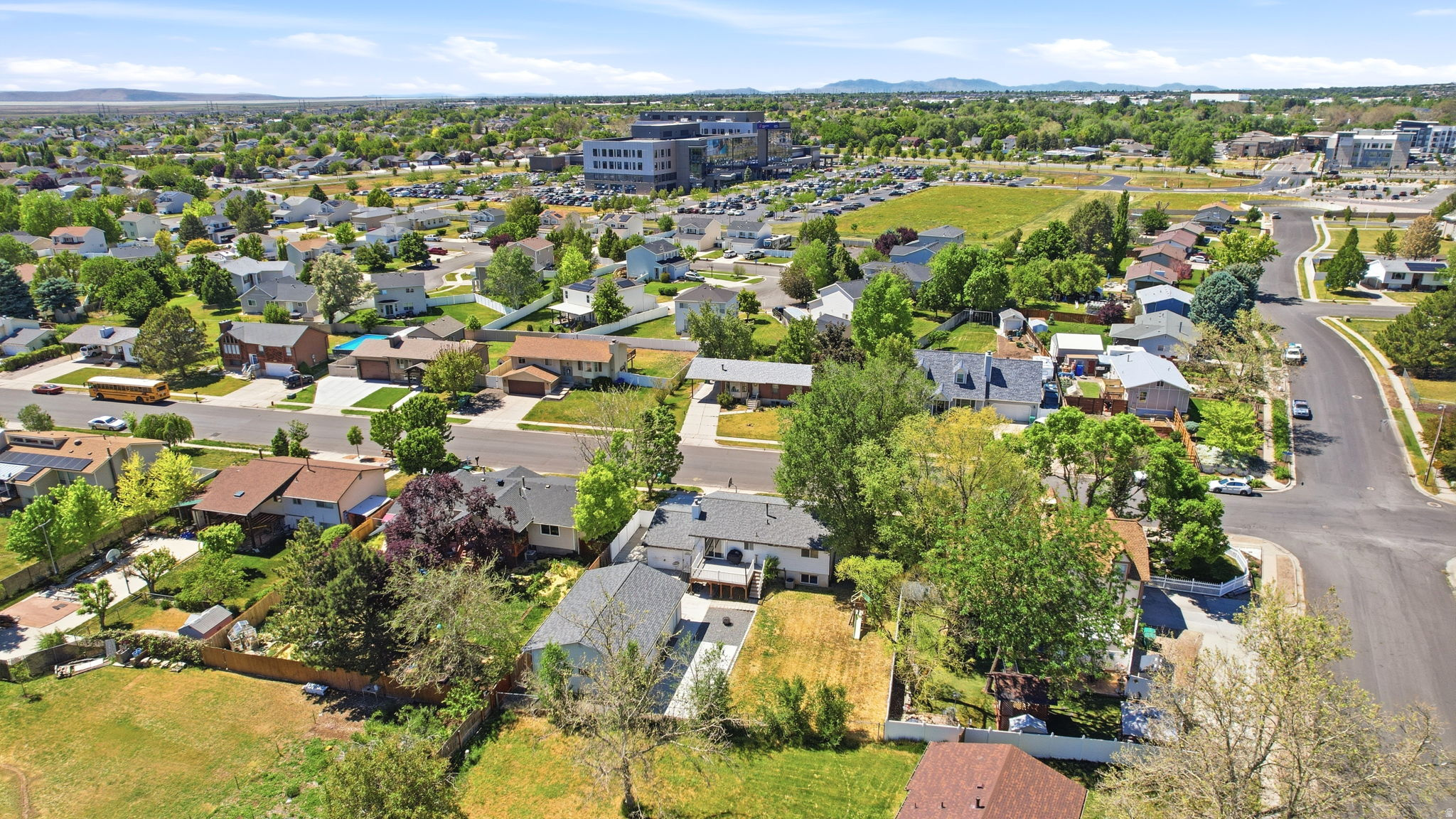 main property photo 31