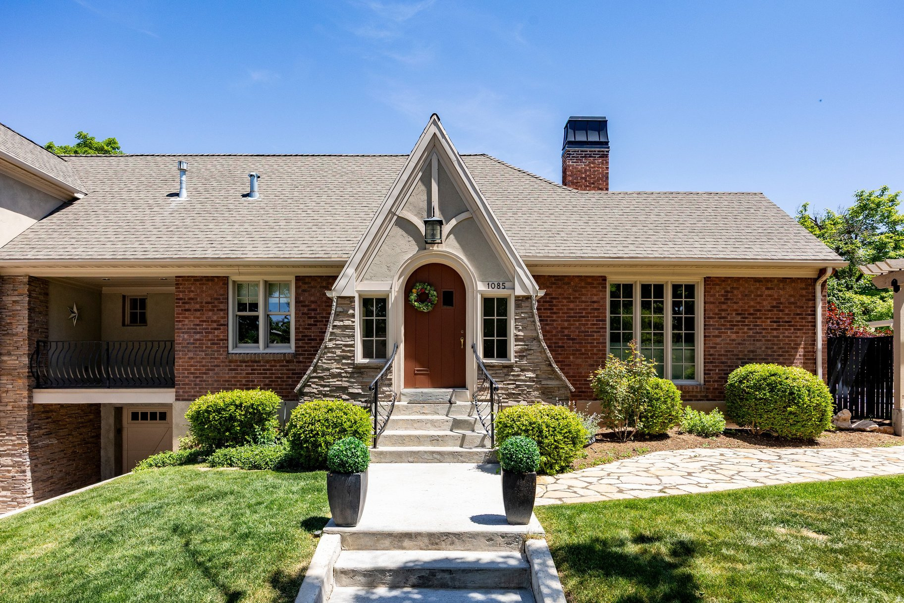 main property photo 49