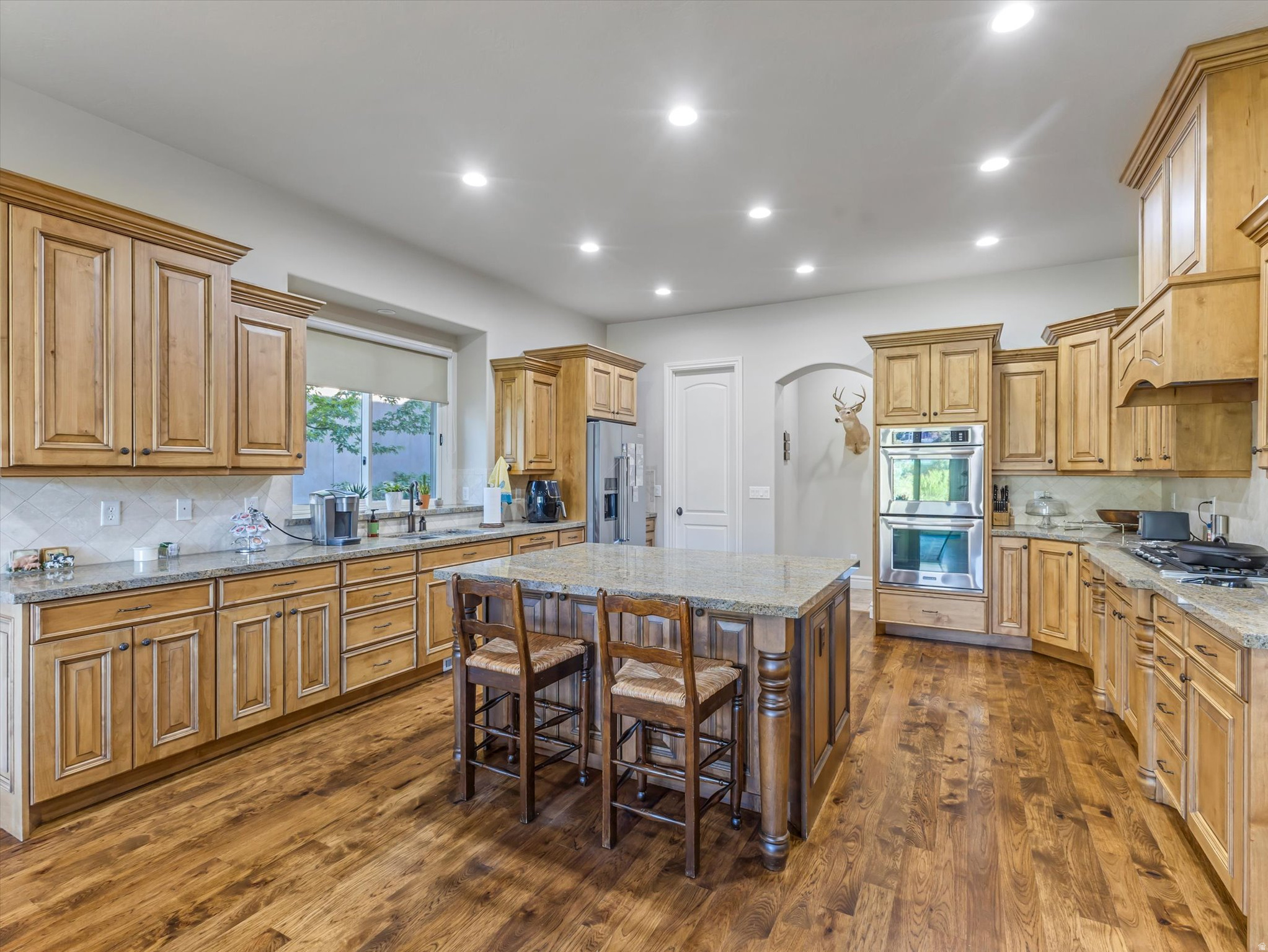 main property photo 12