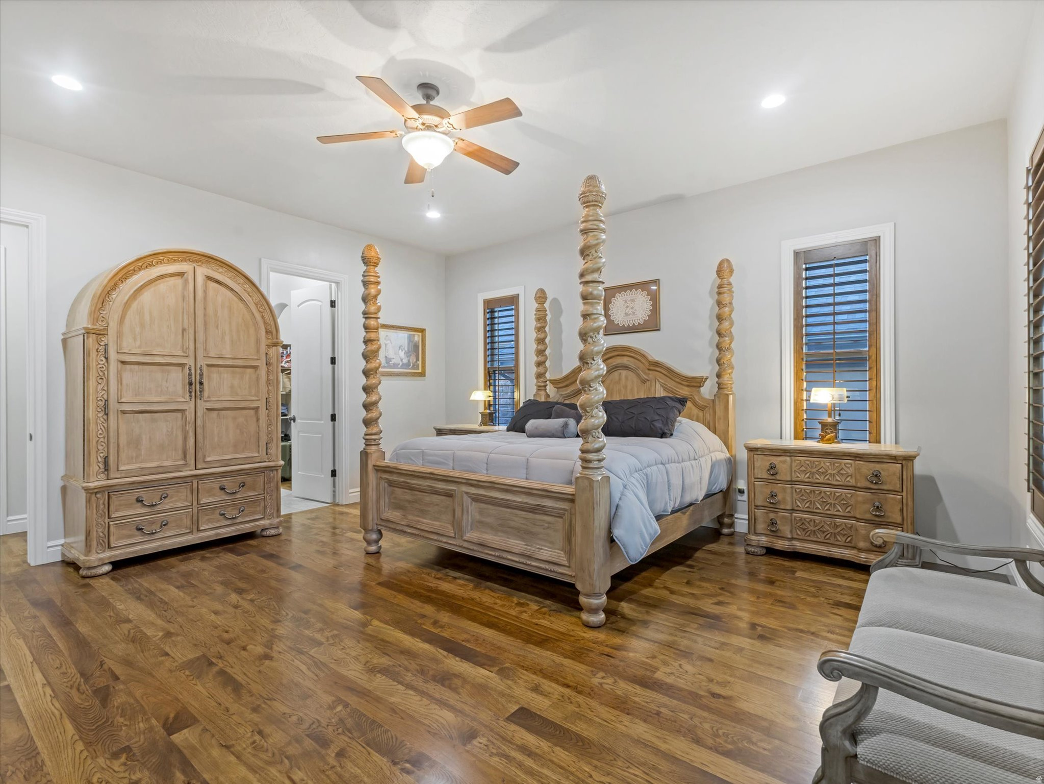 main property photo 16