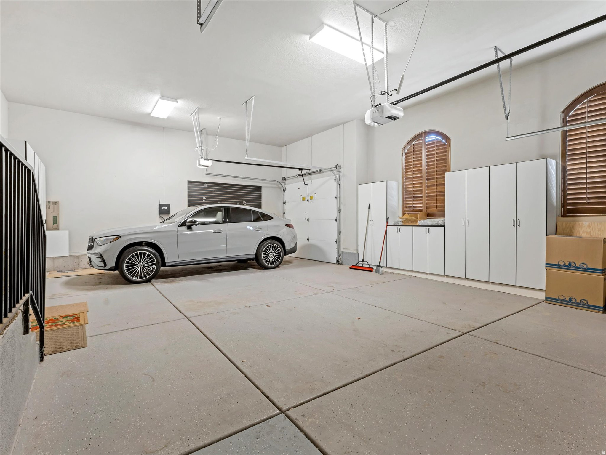 main property photo 47