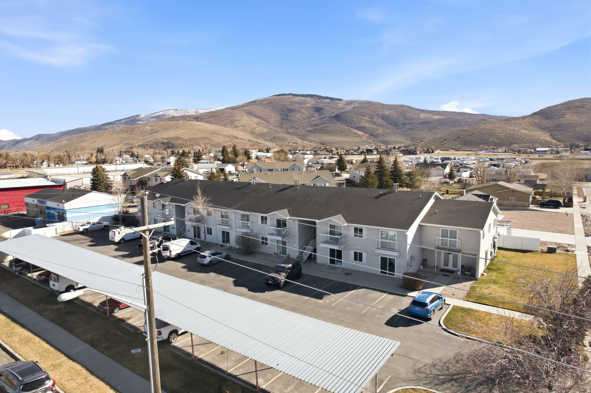 main property photo 5