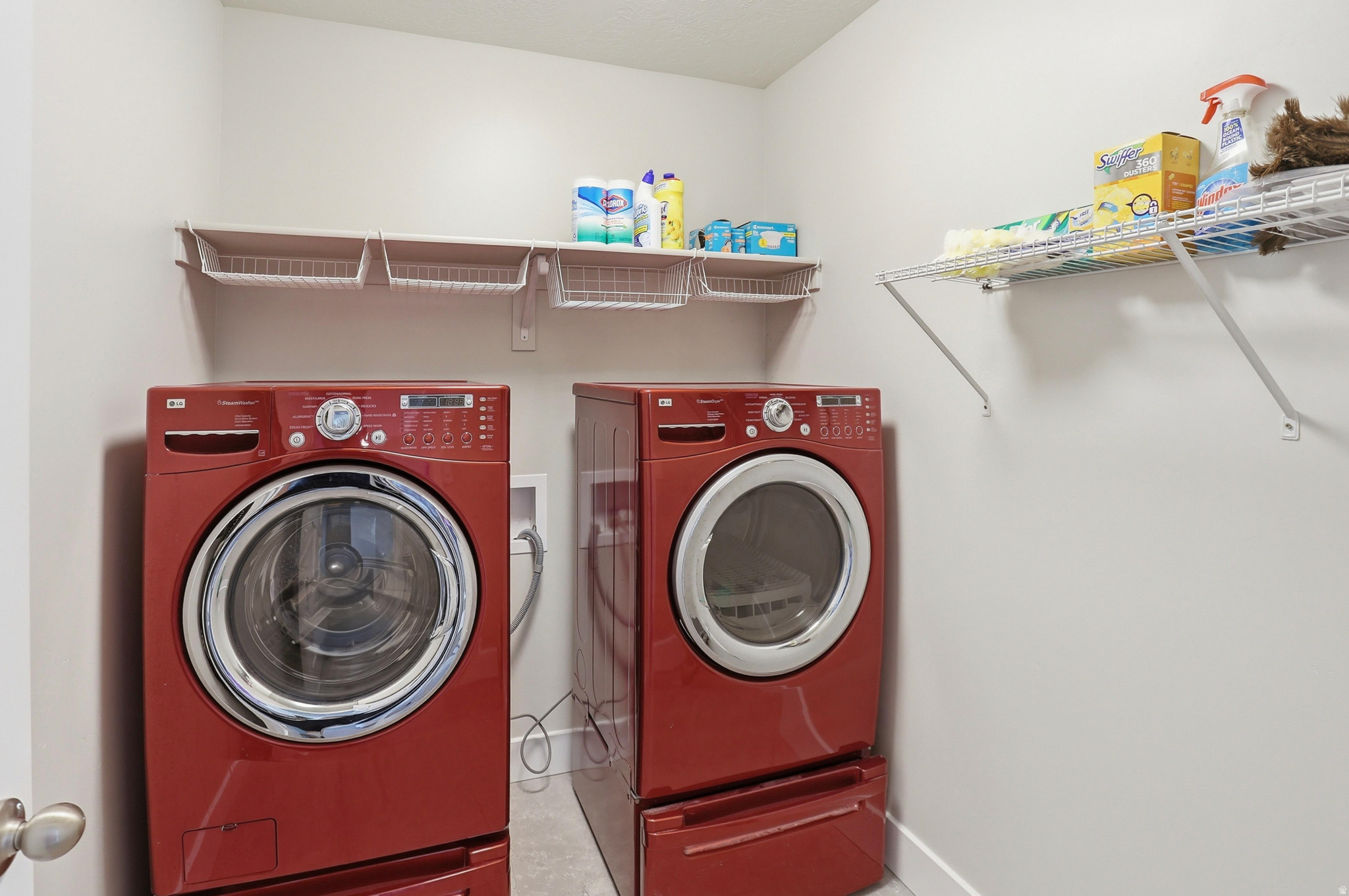 main property photo 34