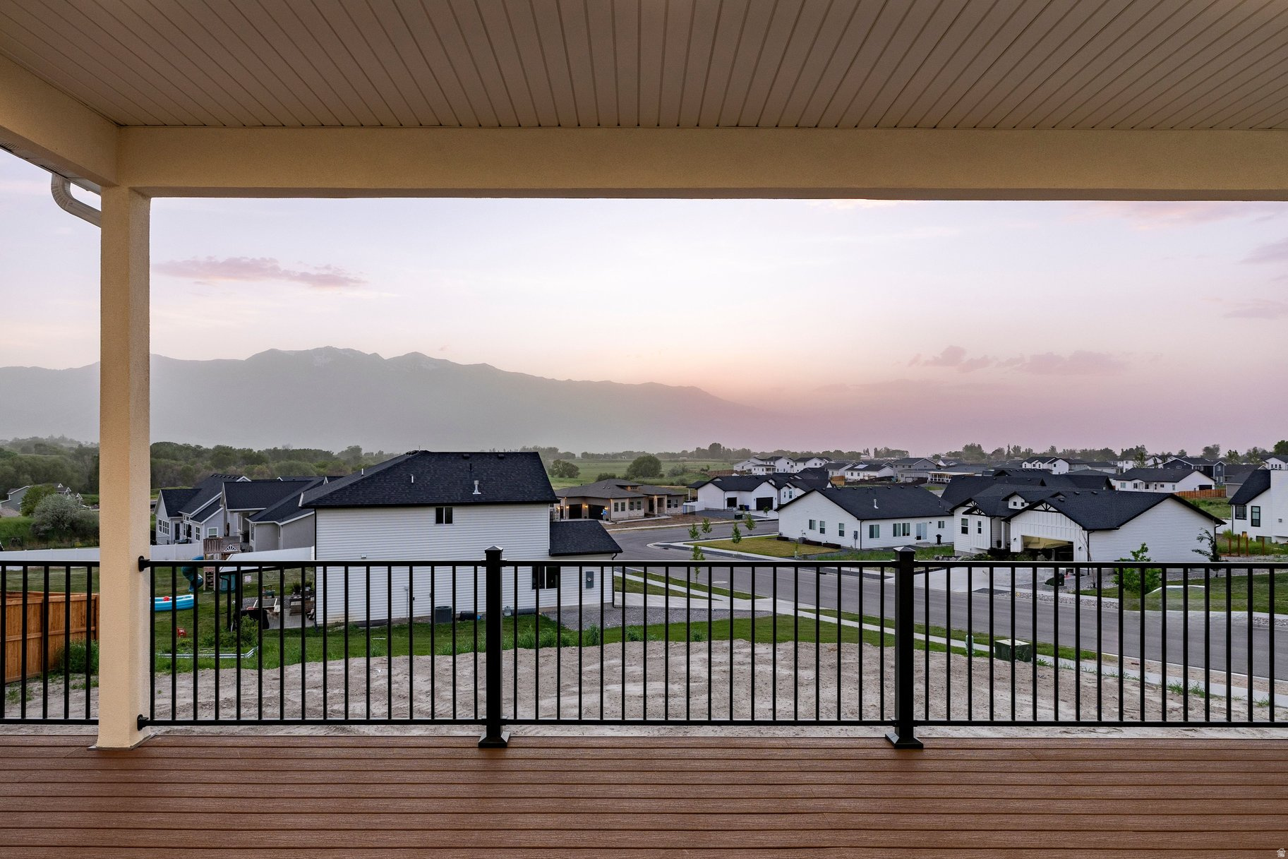 main property photo 47