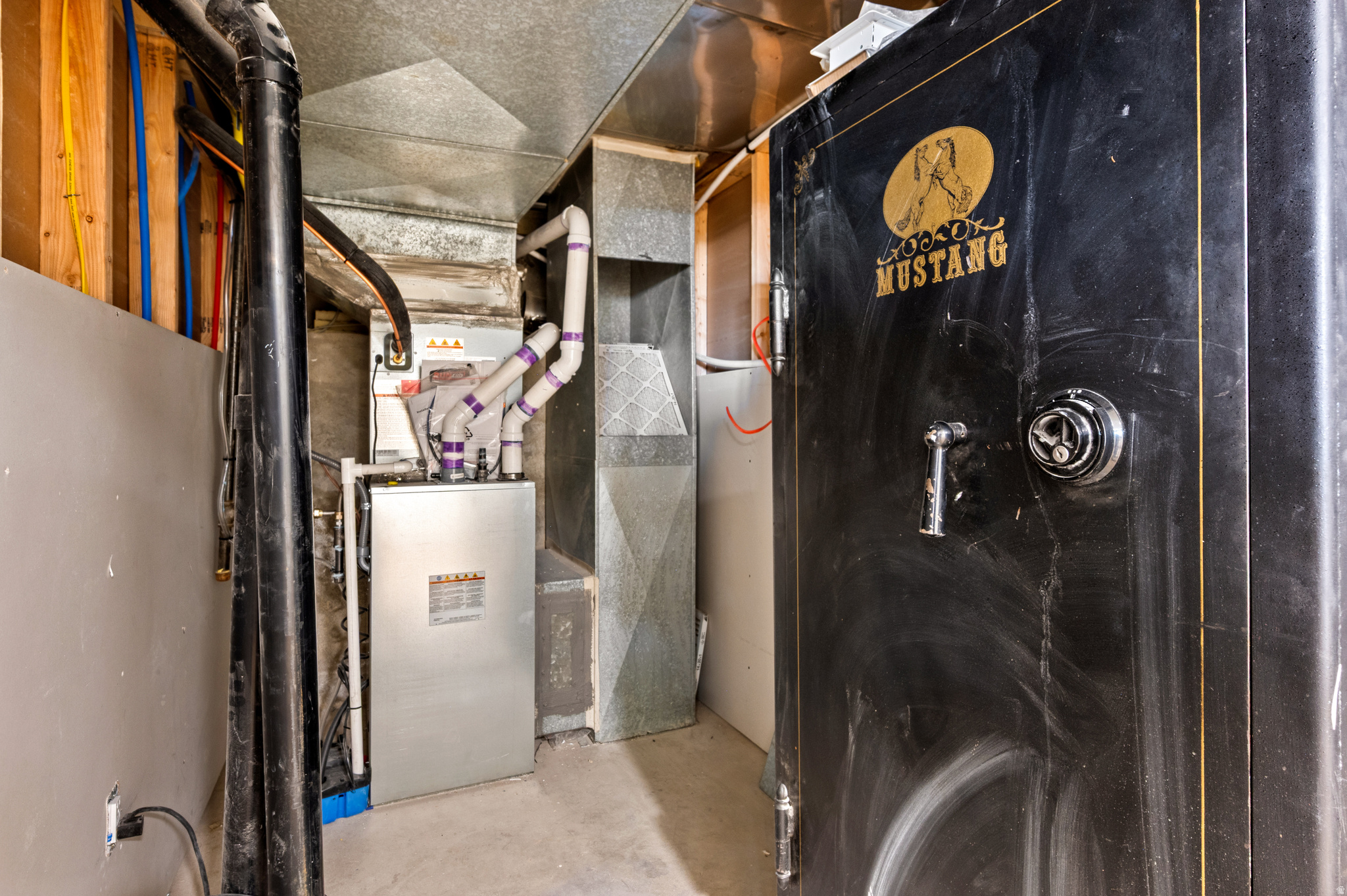 main property photo 35