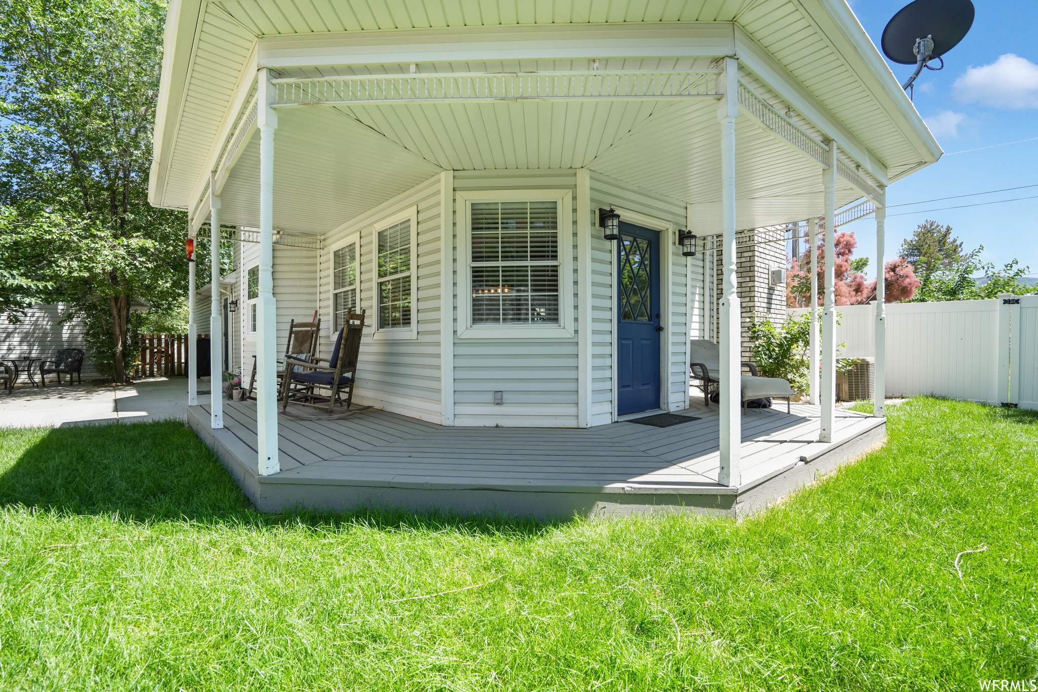 main property photo 25