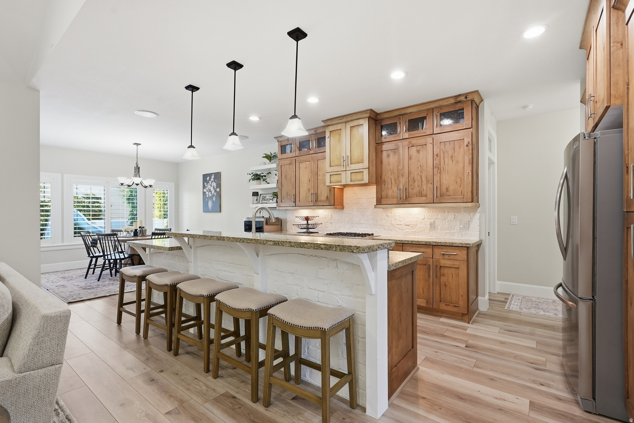 main property photo 18