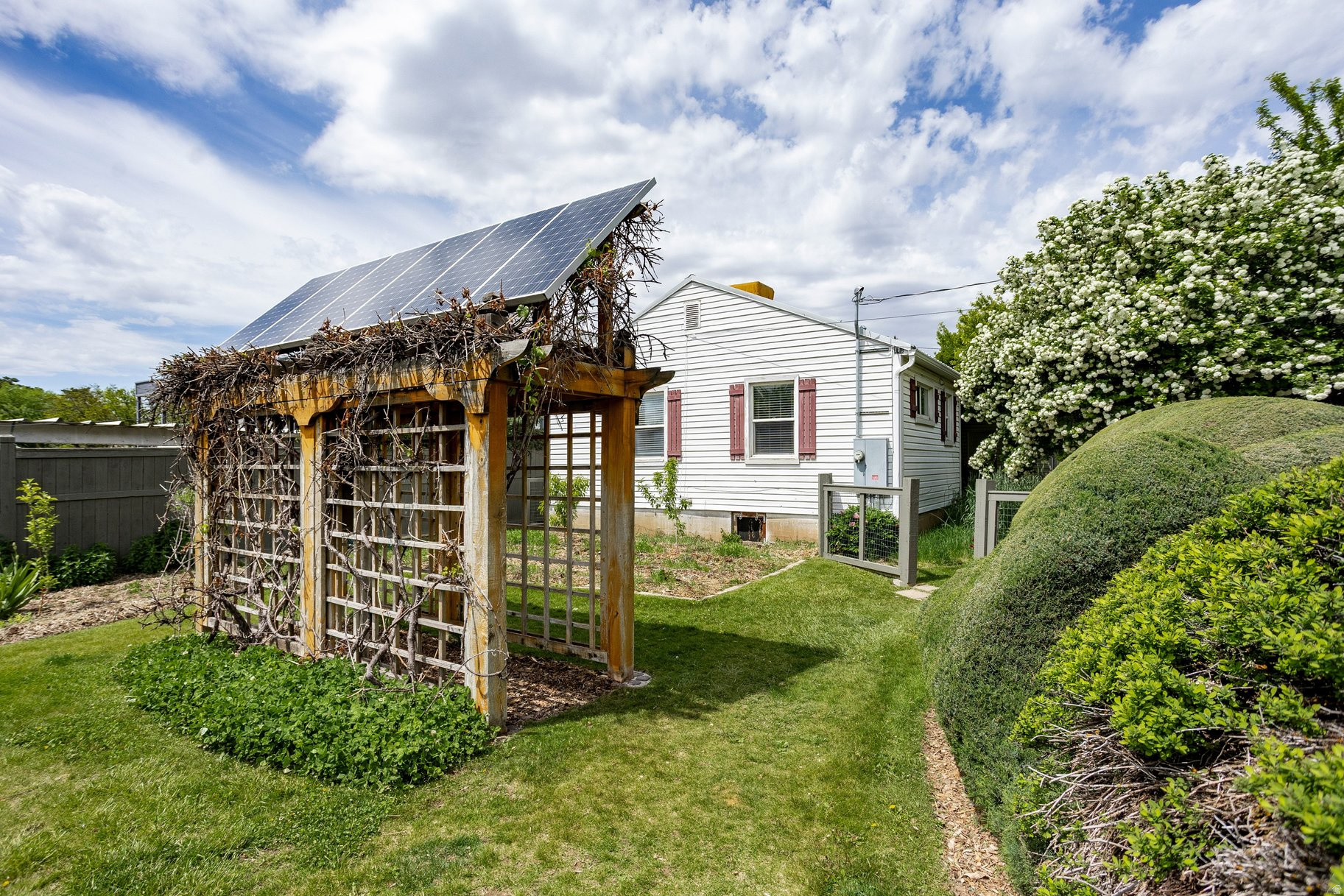 main property photo 71