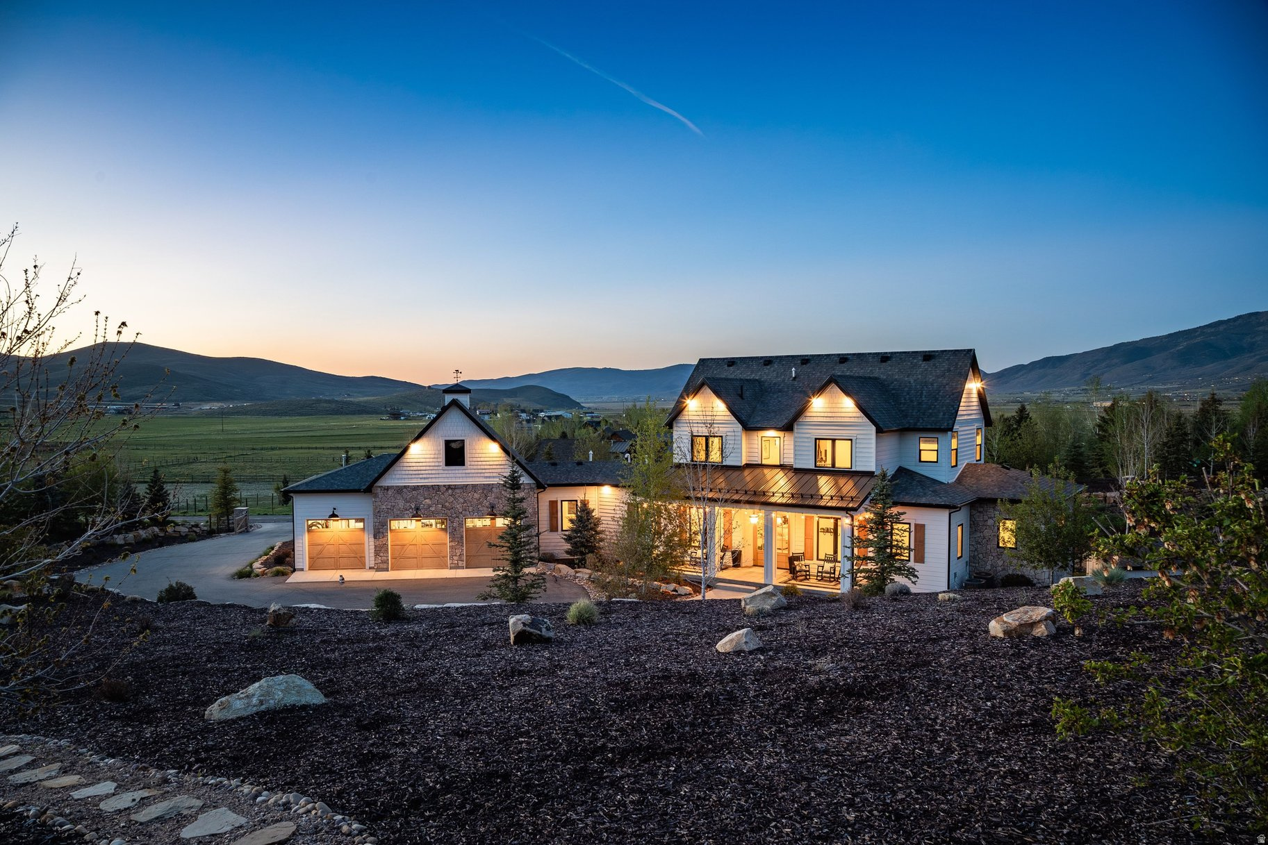 main property photo 89