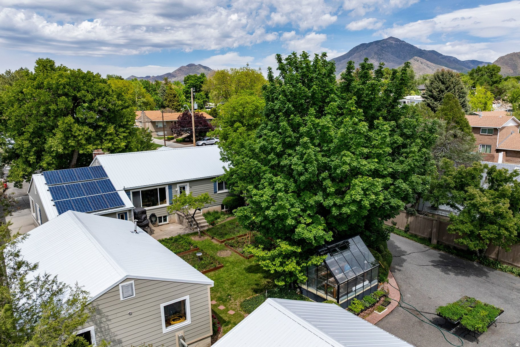 main property photo 81