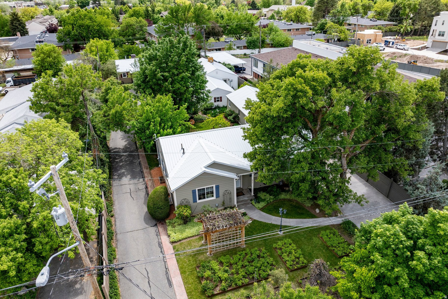 main property photo 83