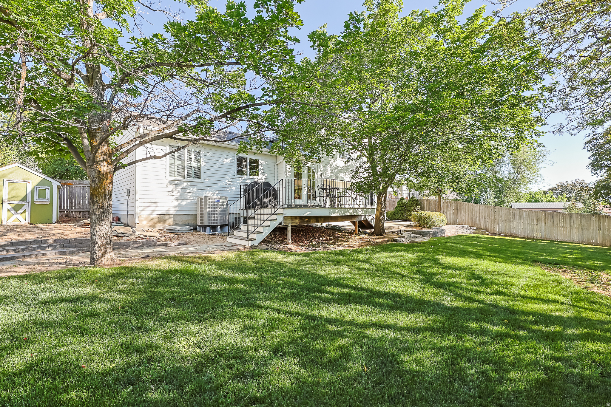 main property photo 33