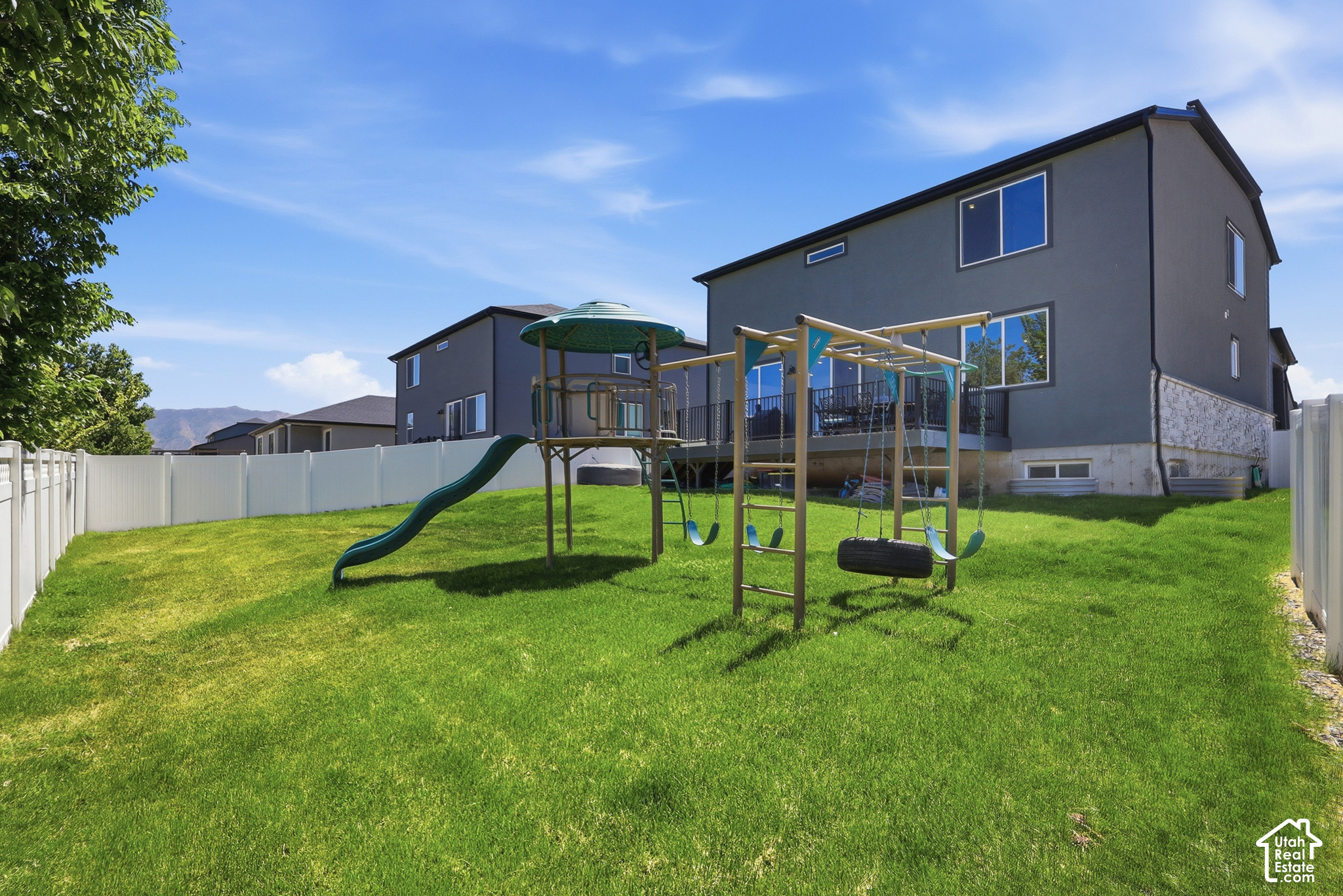 main property photo 64