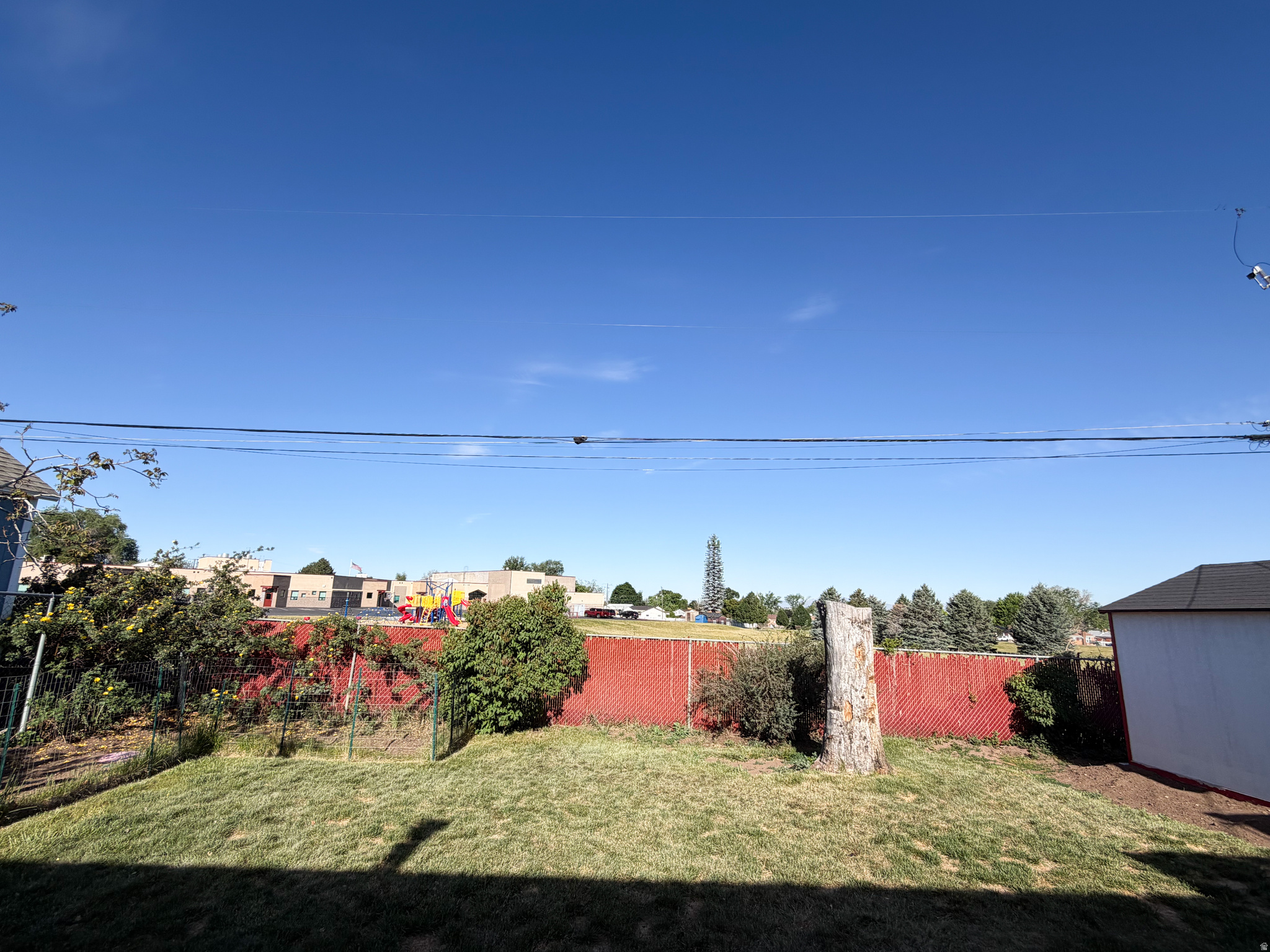 main property photo 20