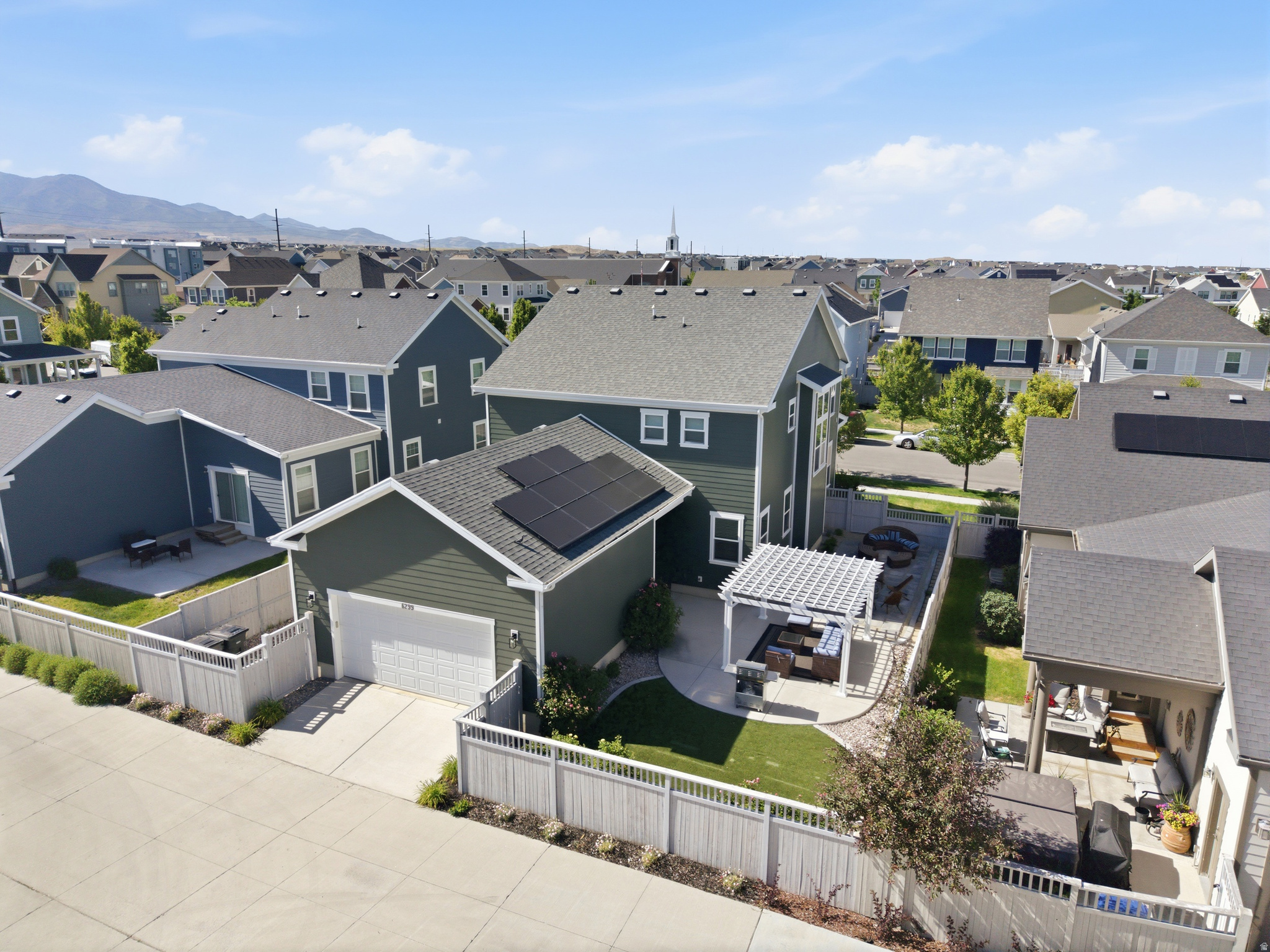 main property photo 45