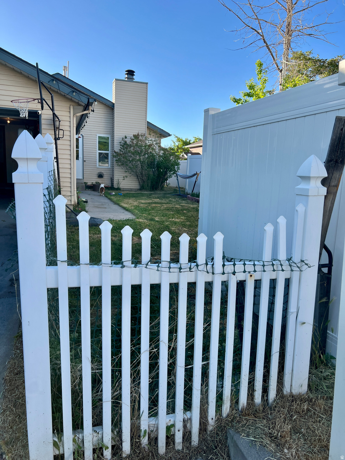 main property photo 19