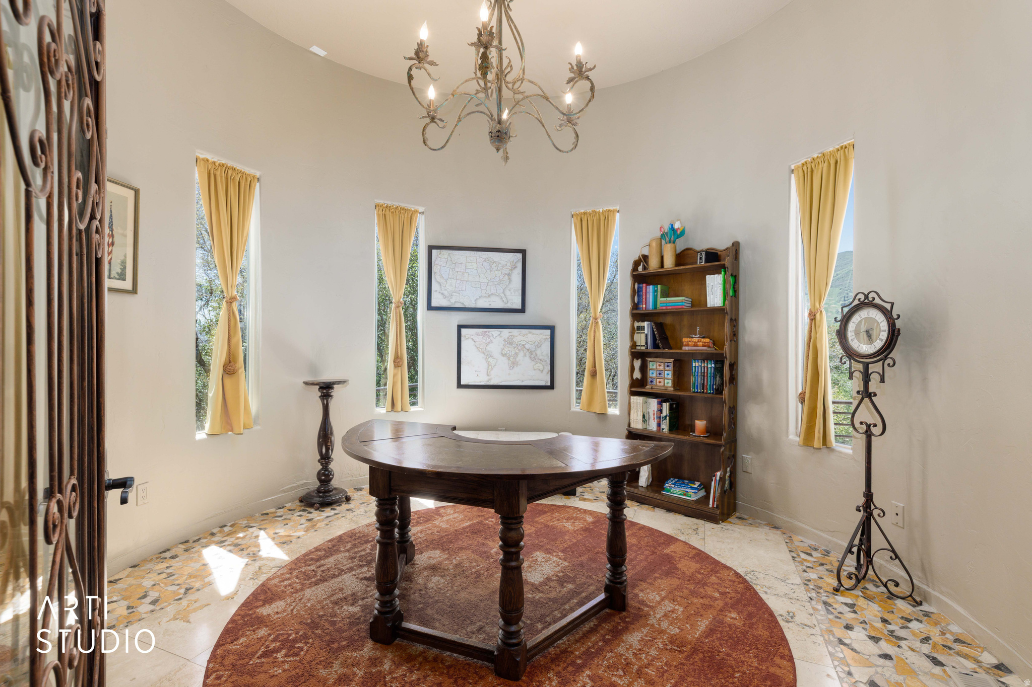 main property photo 16