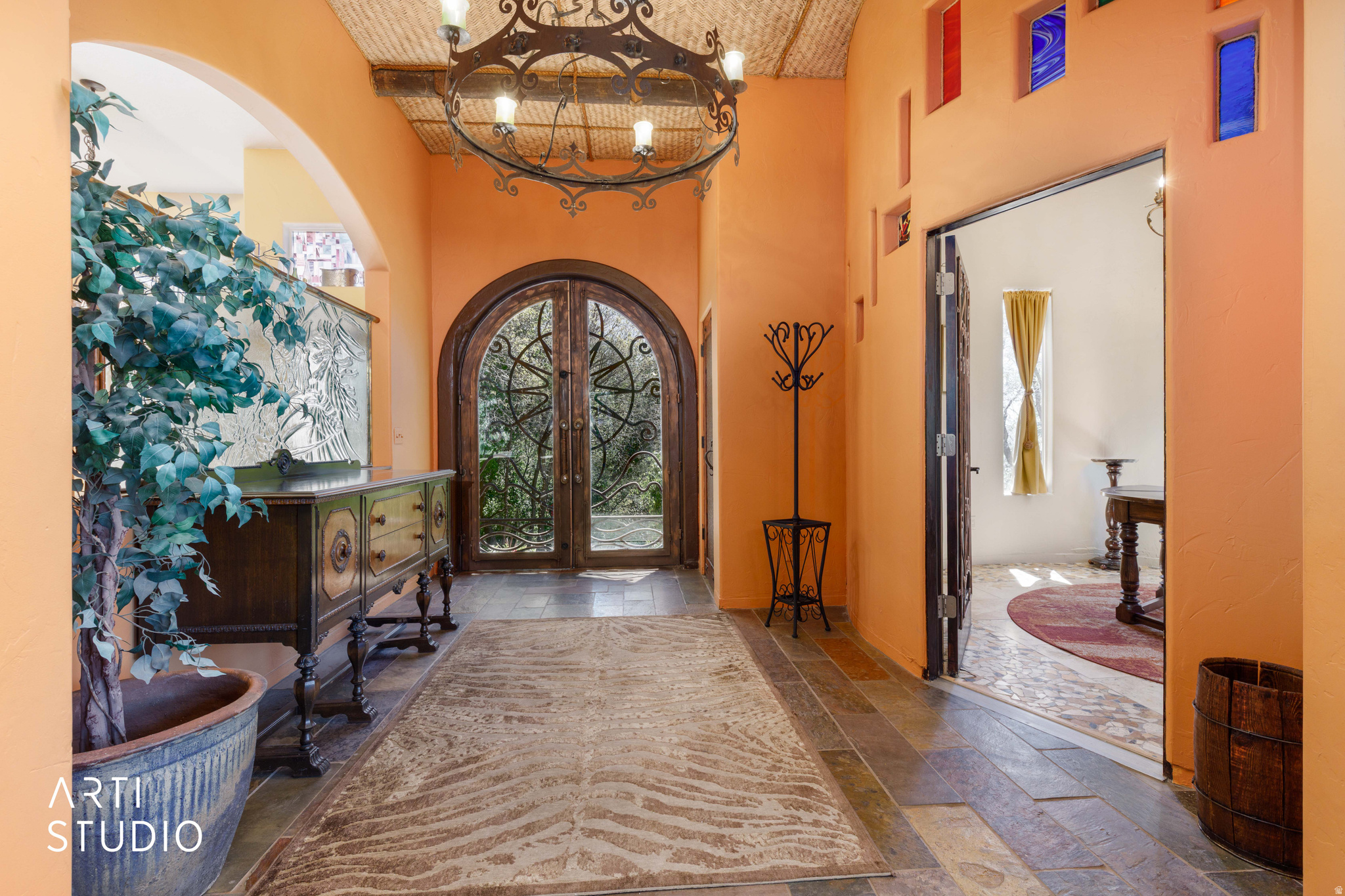 main property photo 4