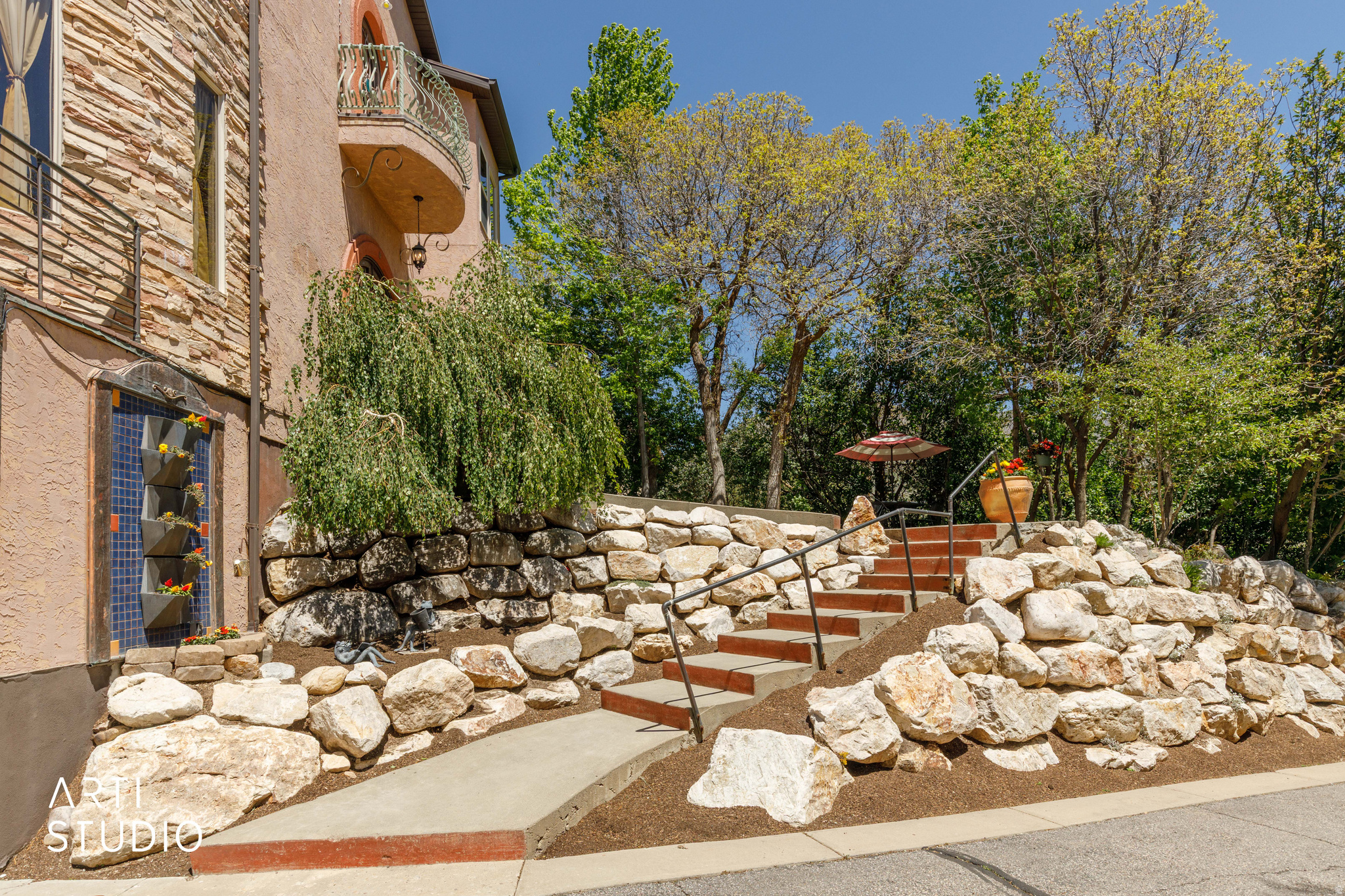 main property photo 85