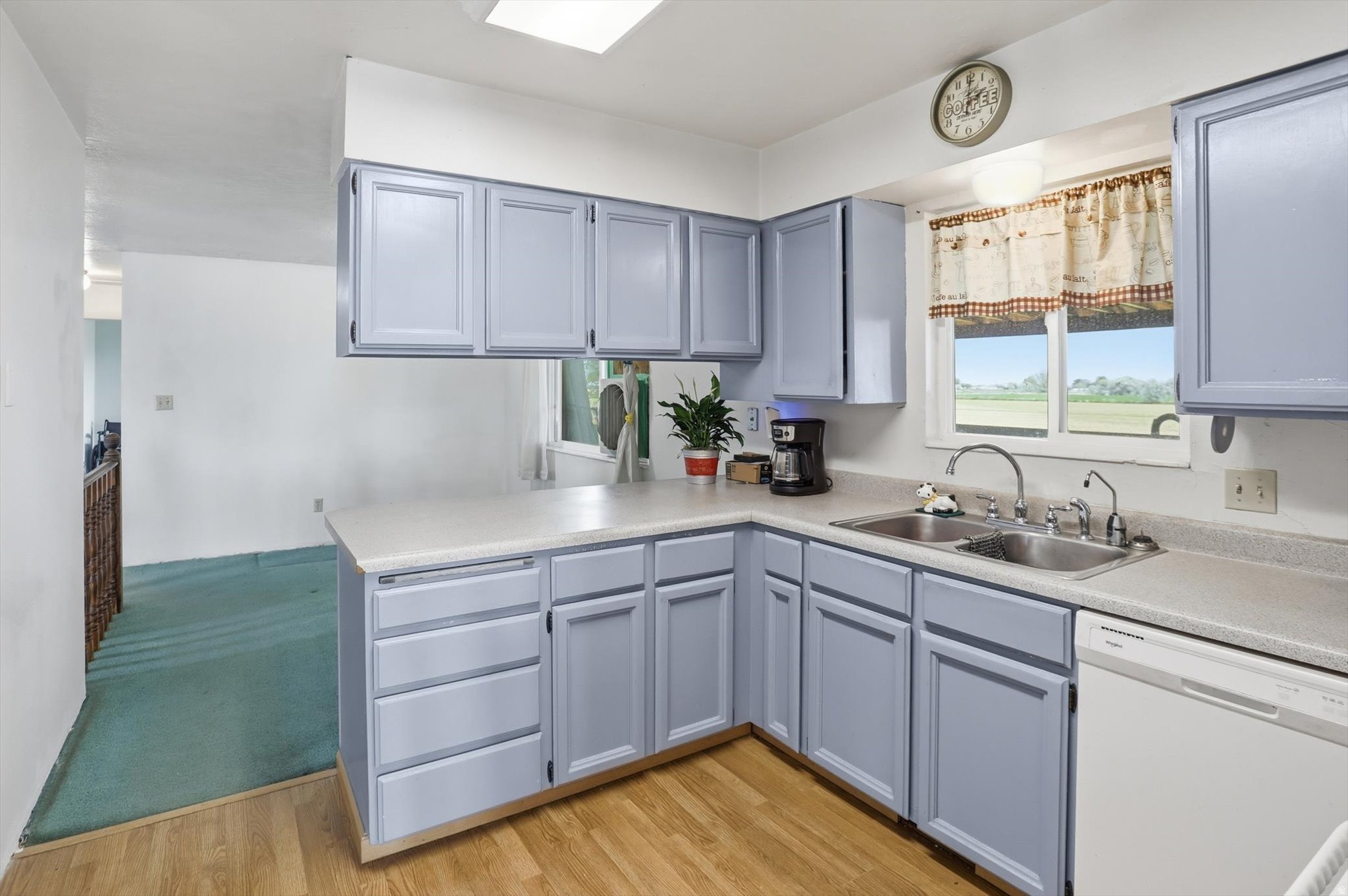 main property photo 10