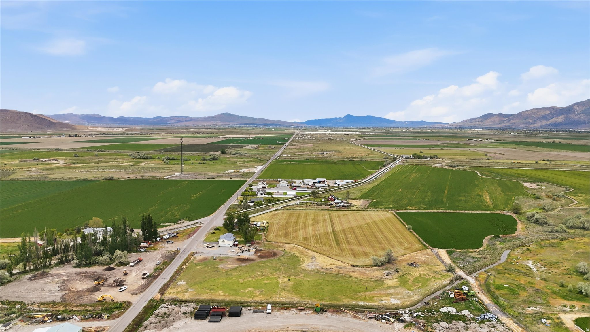 main property photo 50